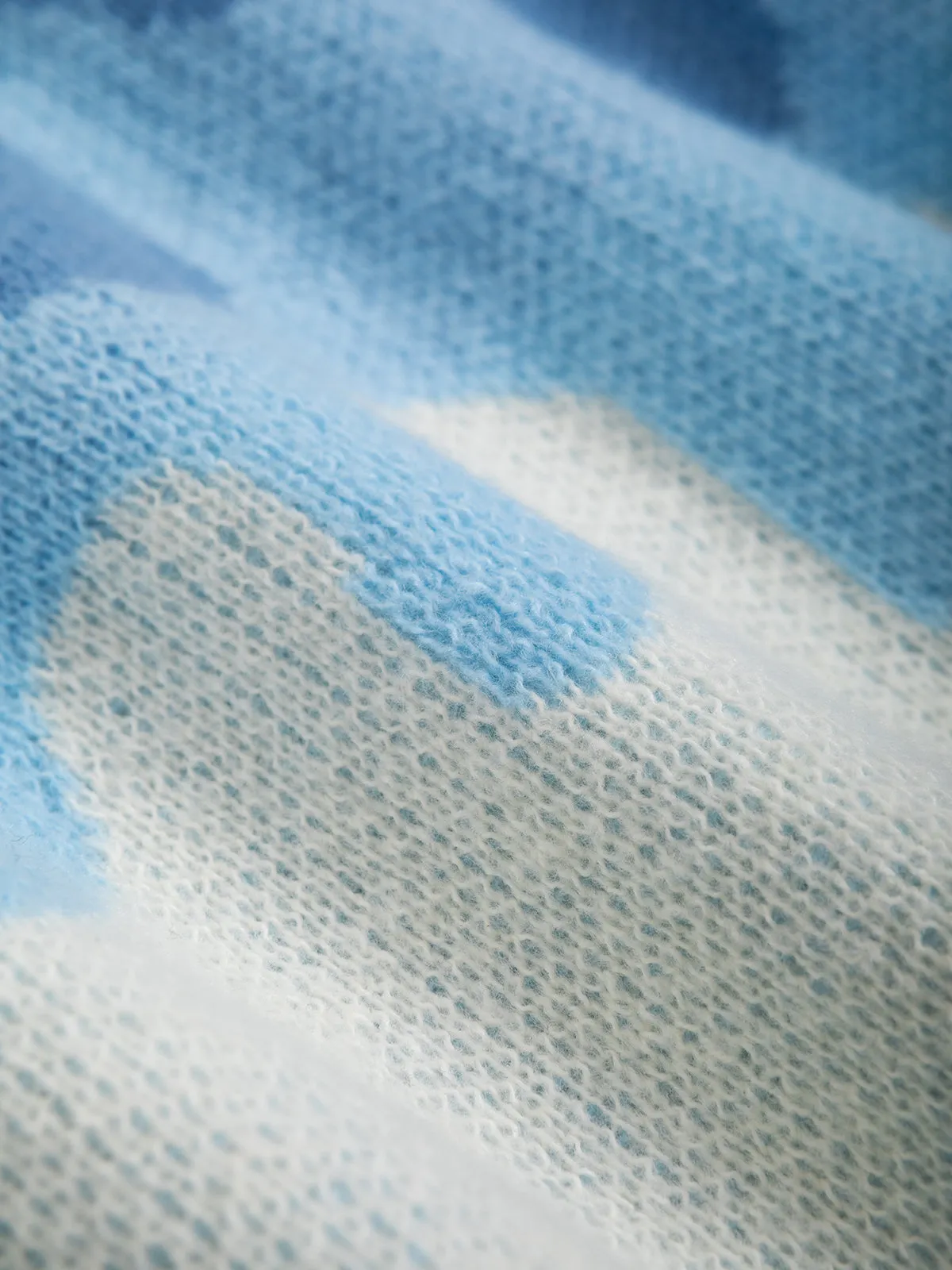 Ombre Seawave Sweater sold by COMMENSE product image thumbnail 5