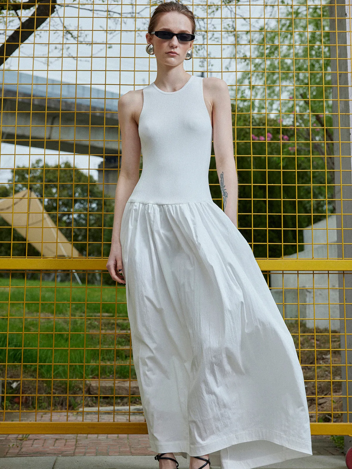 Sleeveless Knit Pockets Dress sold by COMMENSE product image thumbnail 4