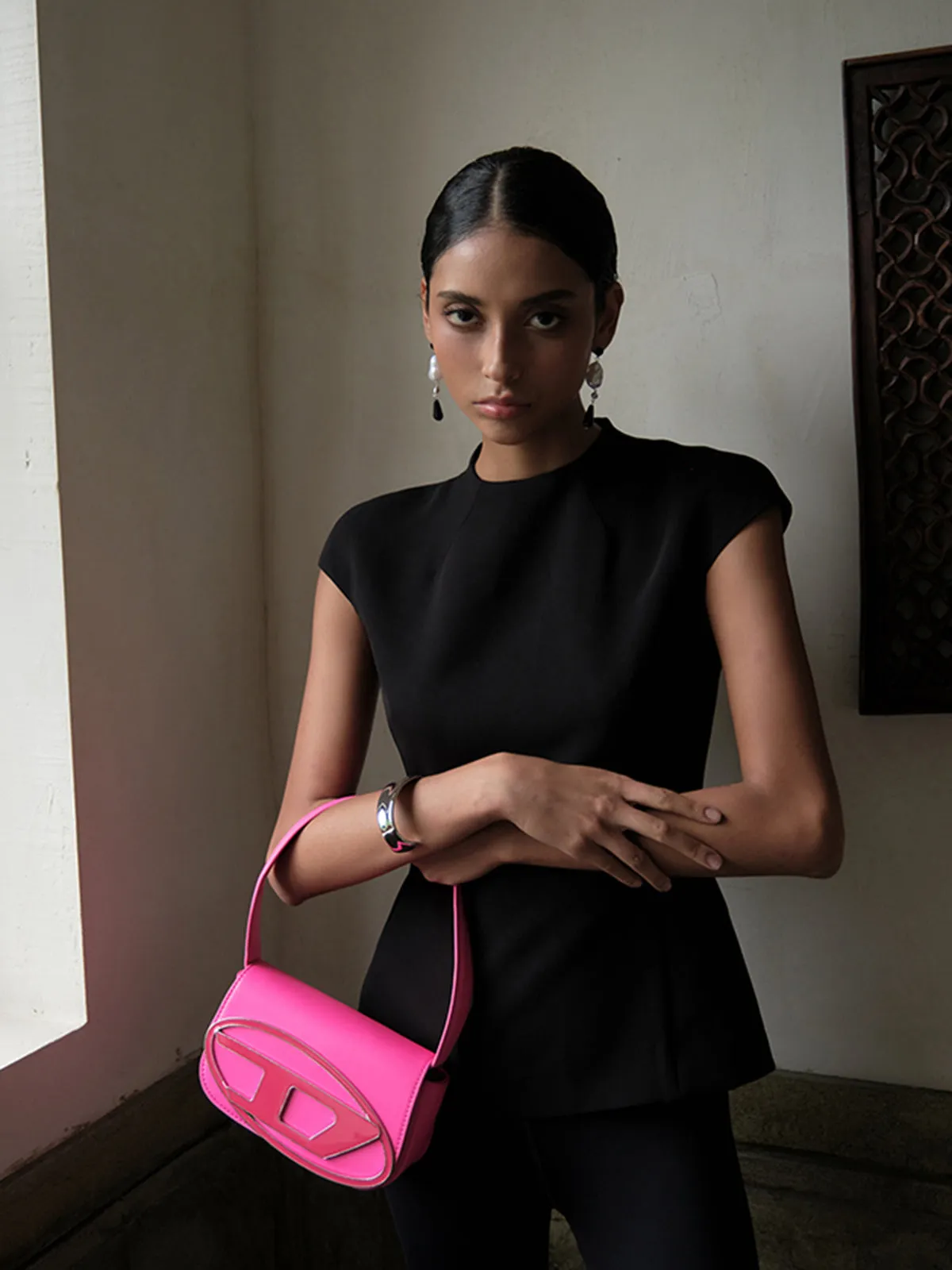 Minimalist Piping Corset Zipper Blouse sold by COMMENSE product image thumbnail 3