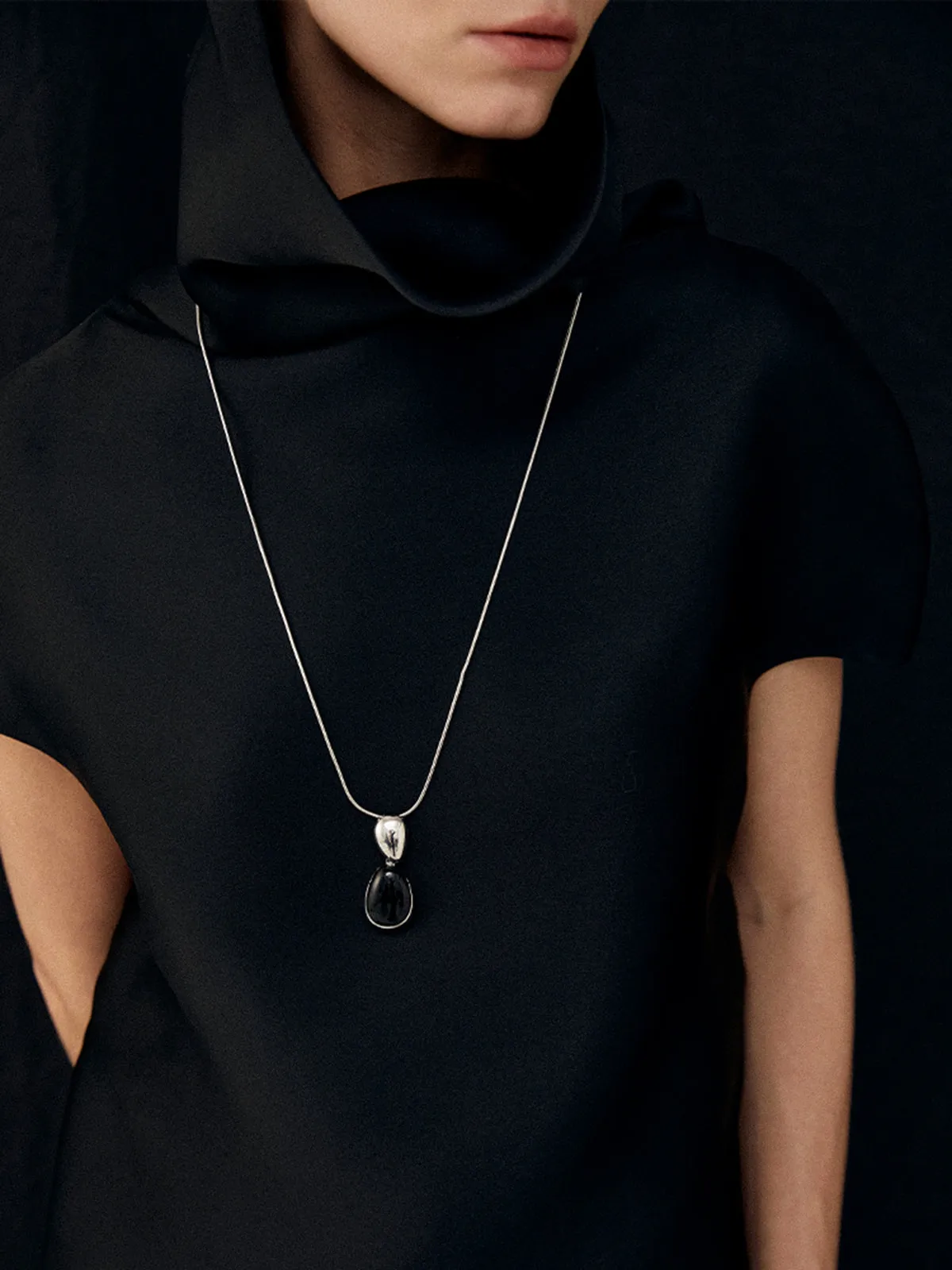 Midnight Elegance Black Onyx Necklace sold by COMMENSE product image thumbnail 4