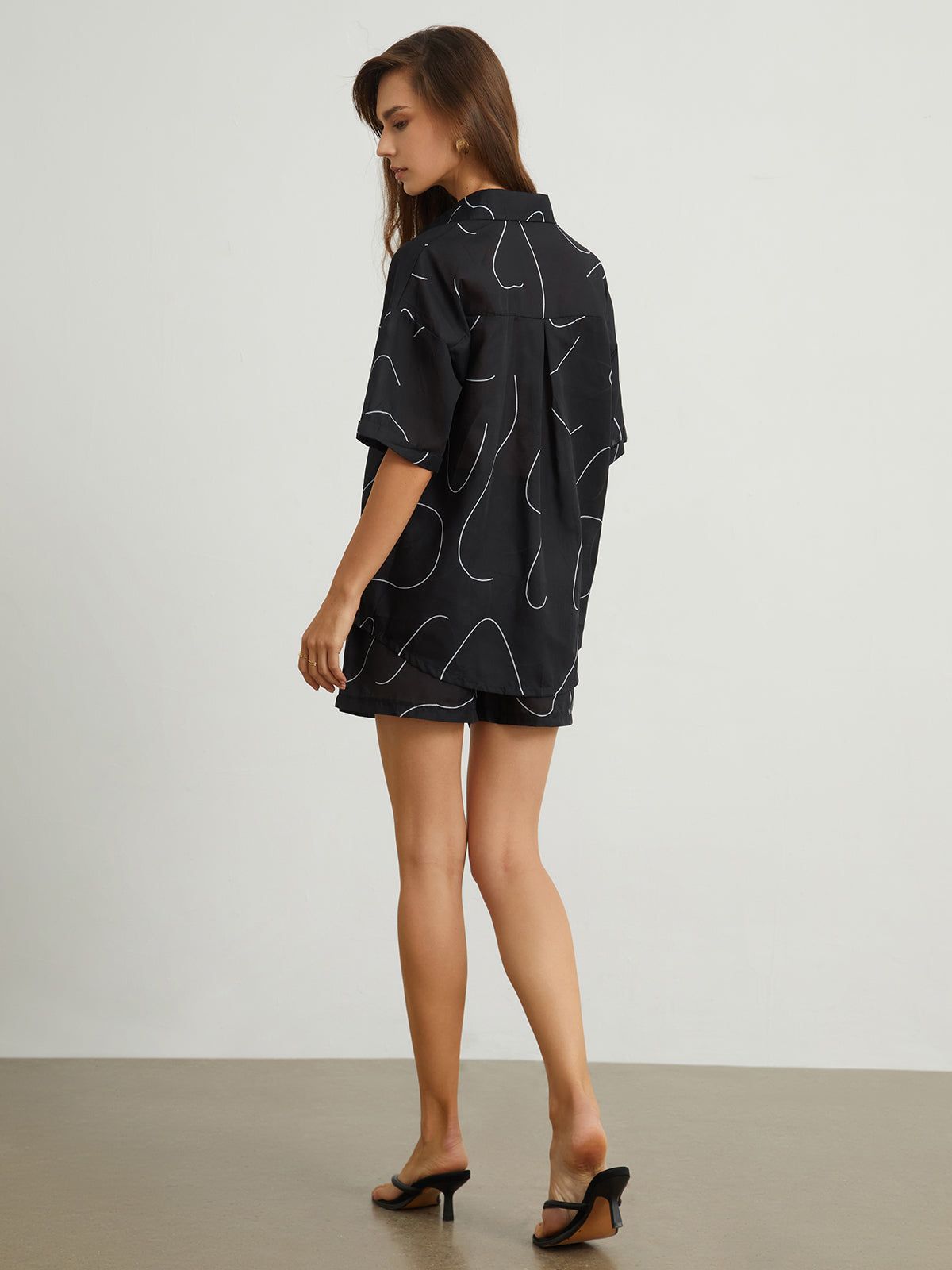 Geometric Print Two Piece Shorts Set sold by COMMENSE product image thumbnail 3