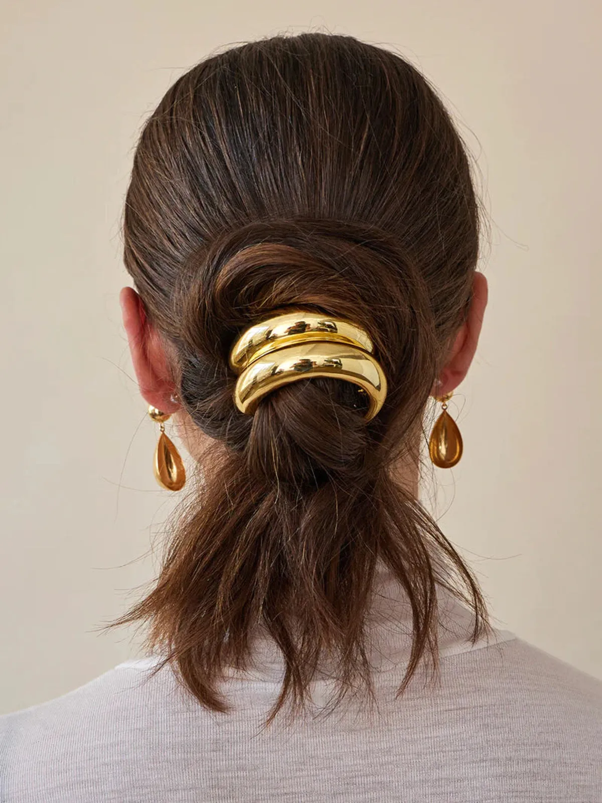 Glossy Triple Arch Pony Cuff sold by COMMENSE
