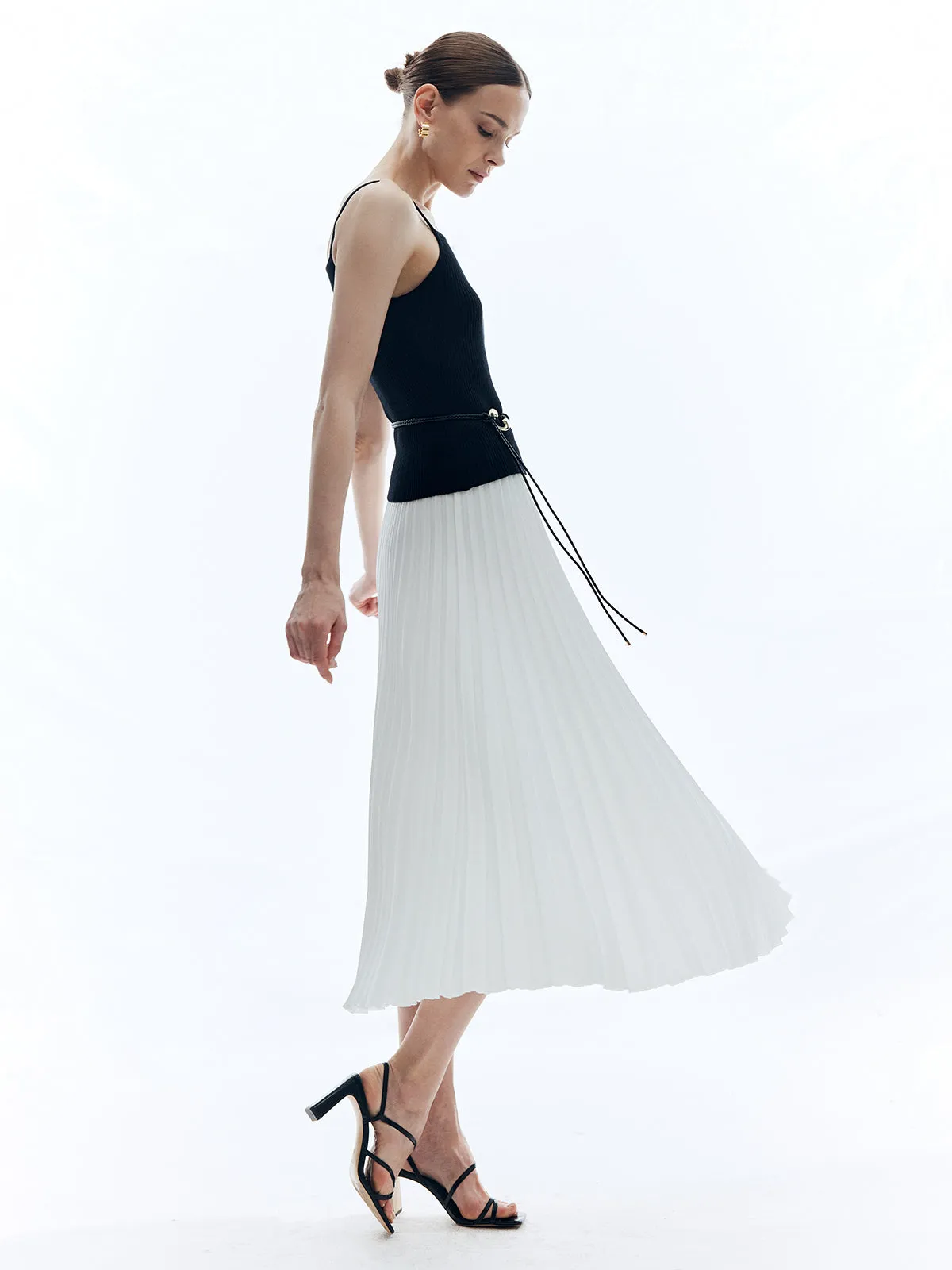 Solid A-Line Pleated Skirt sold by COMMENSE product image thumbnail 3