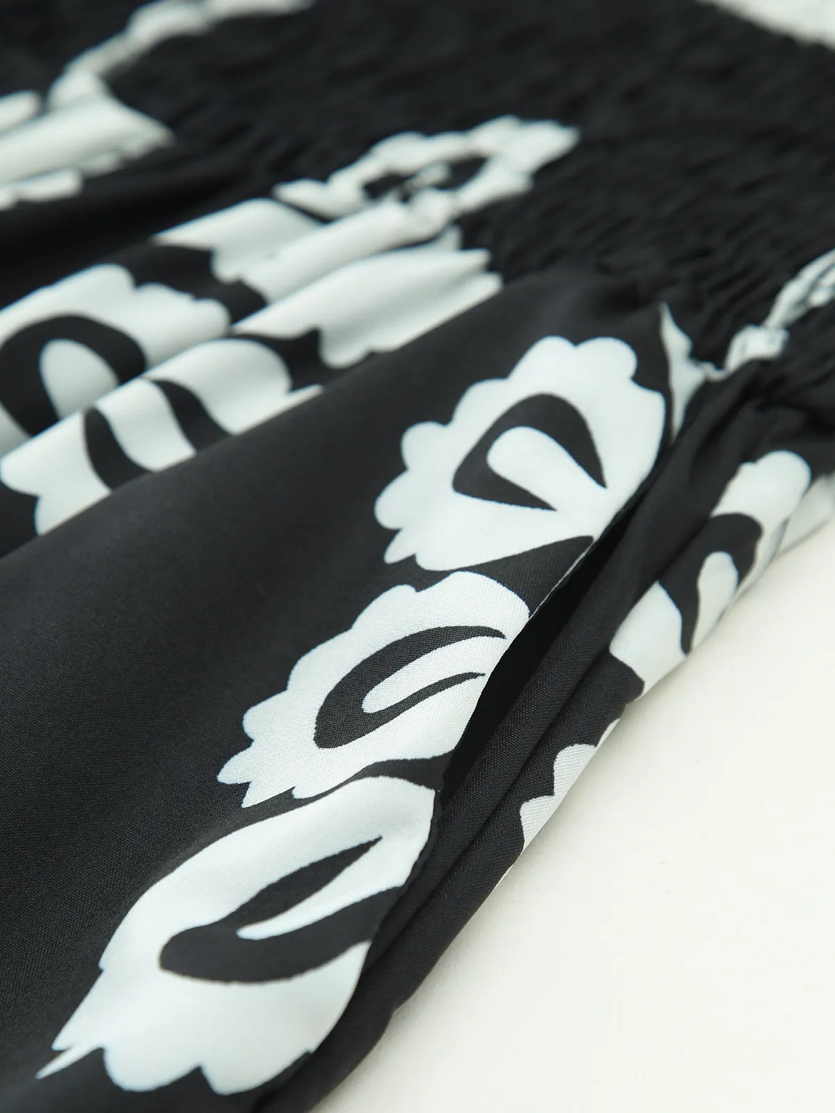 Cotton Blends Vintage Print Shirred Sleeveless Jumpsuit sold by COMMENSE product image thumbnail 3