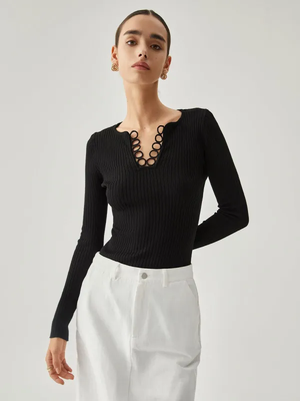 Circle Detail V-neck Ribbed Knit Top made by COMMENSE