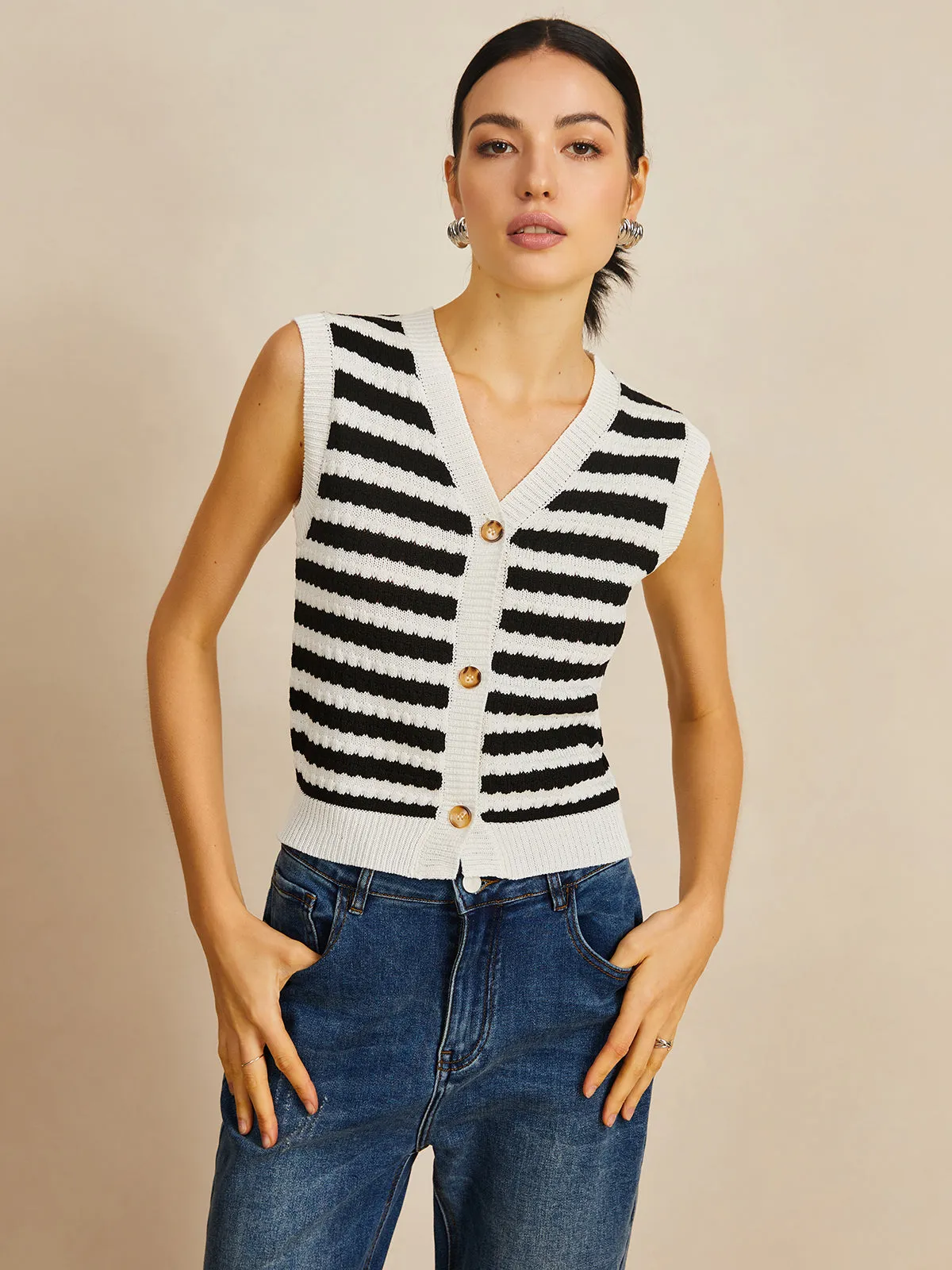 Striped Sweater Vest sold by COMMENSE product image thumbnail 4