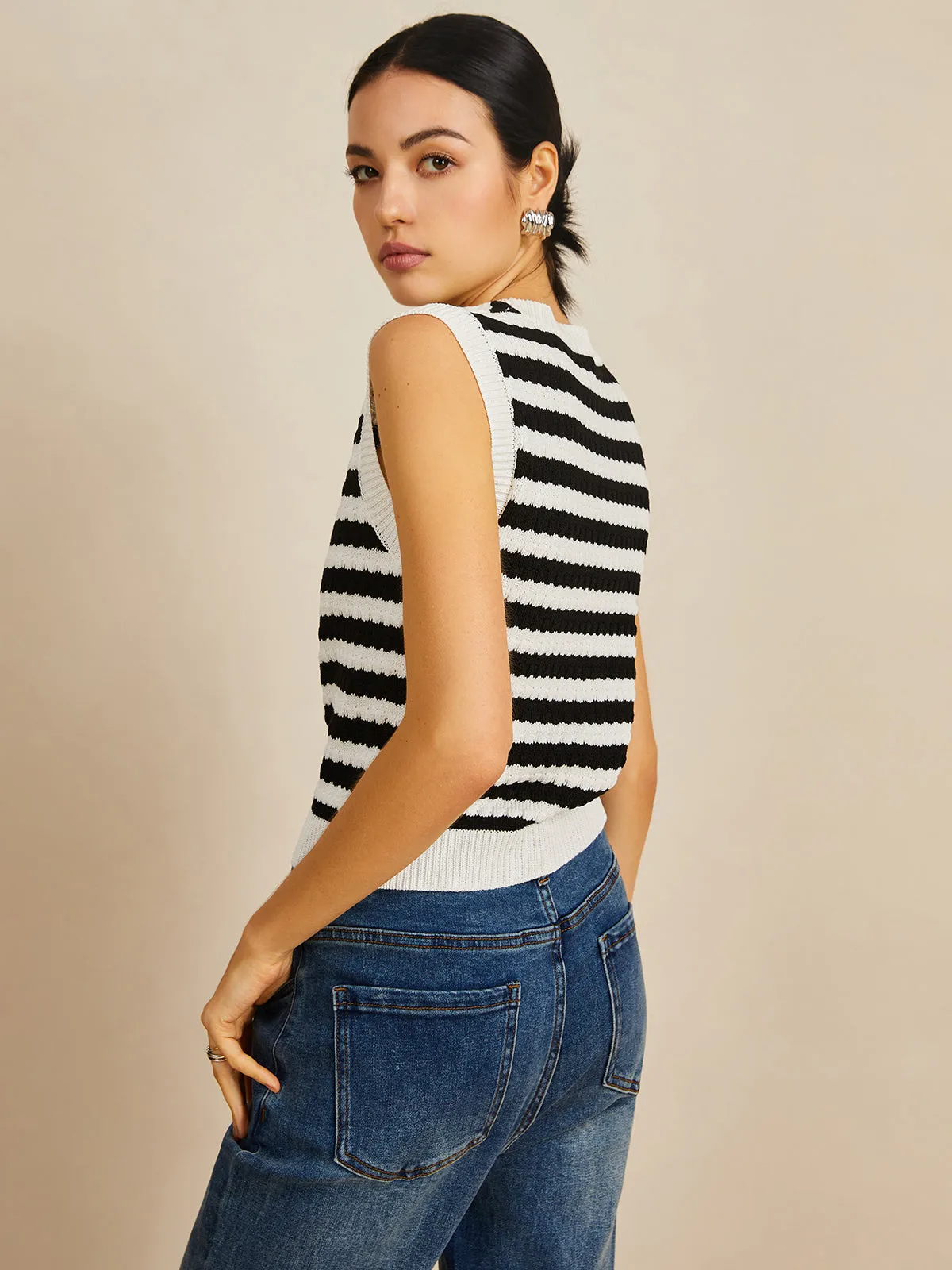 Striped Sweater Vest sold by COMMENSE product image thumbnail 3