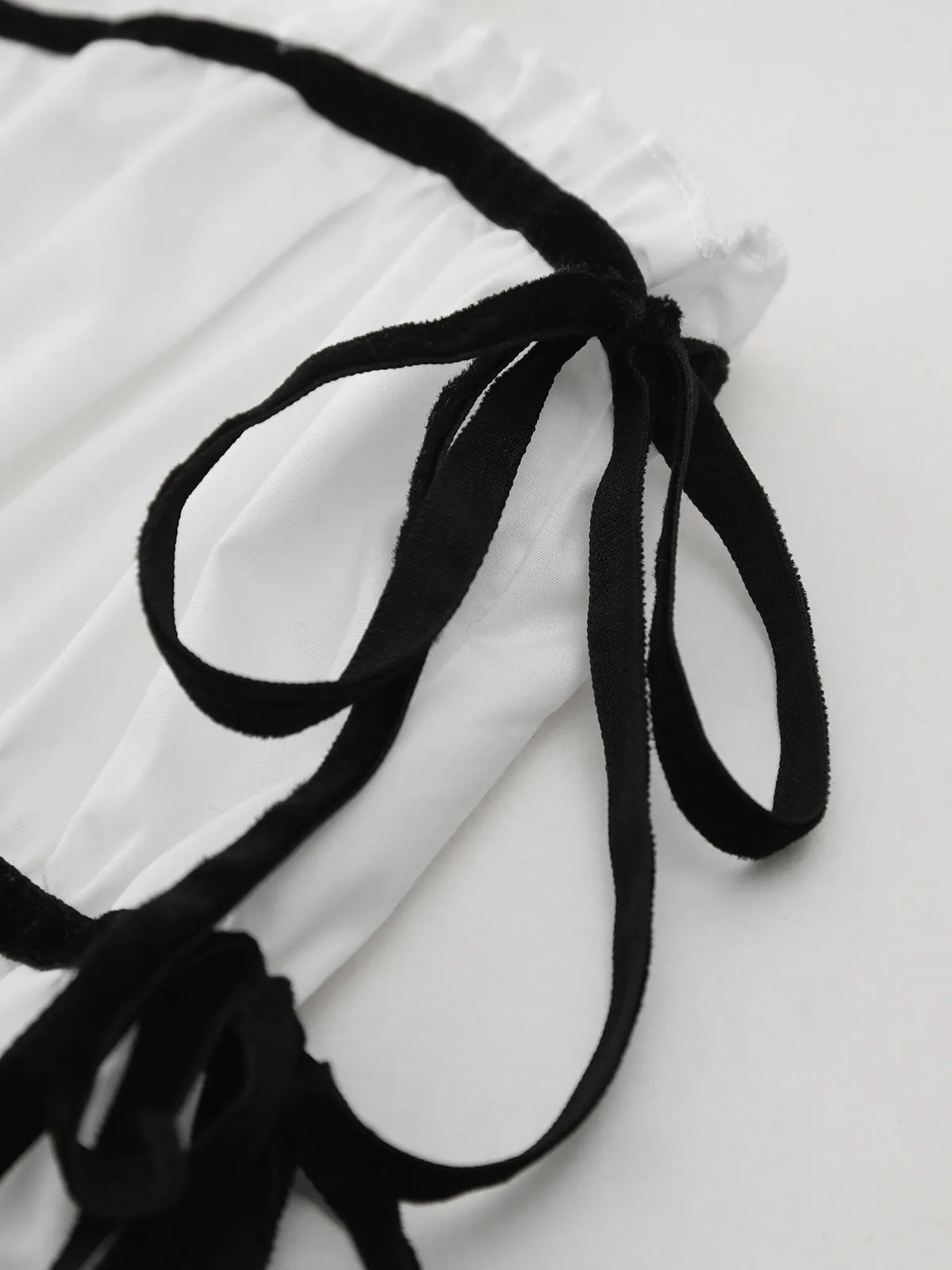 Contrast Binding Bow Decor Cami Top sold by COMMENSE product image thumbnail 5