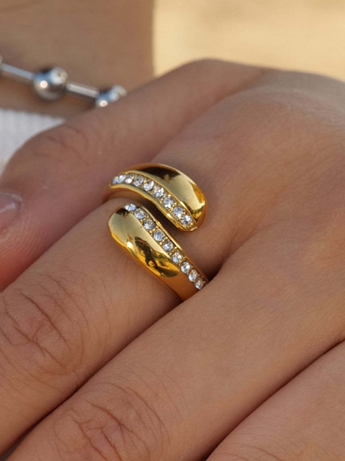 Gemini Diamante Ring sold by COMMENSE product image thumbnail 2
