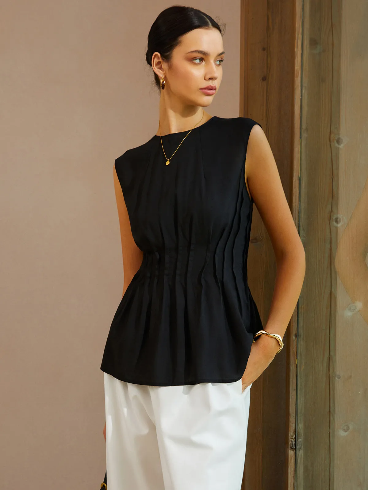 Casual Sleeveless Pleated Button Back Blouse sold by COMMENSE product image thumbnail 5