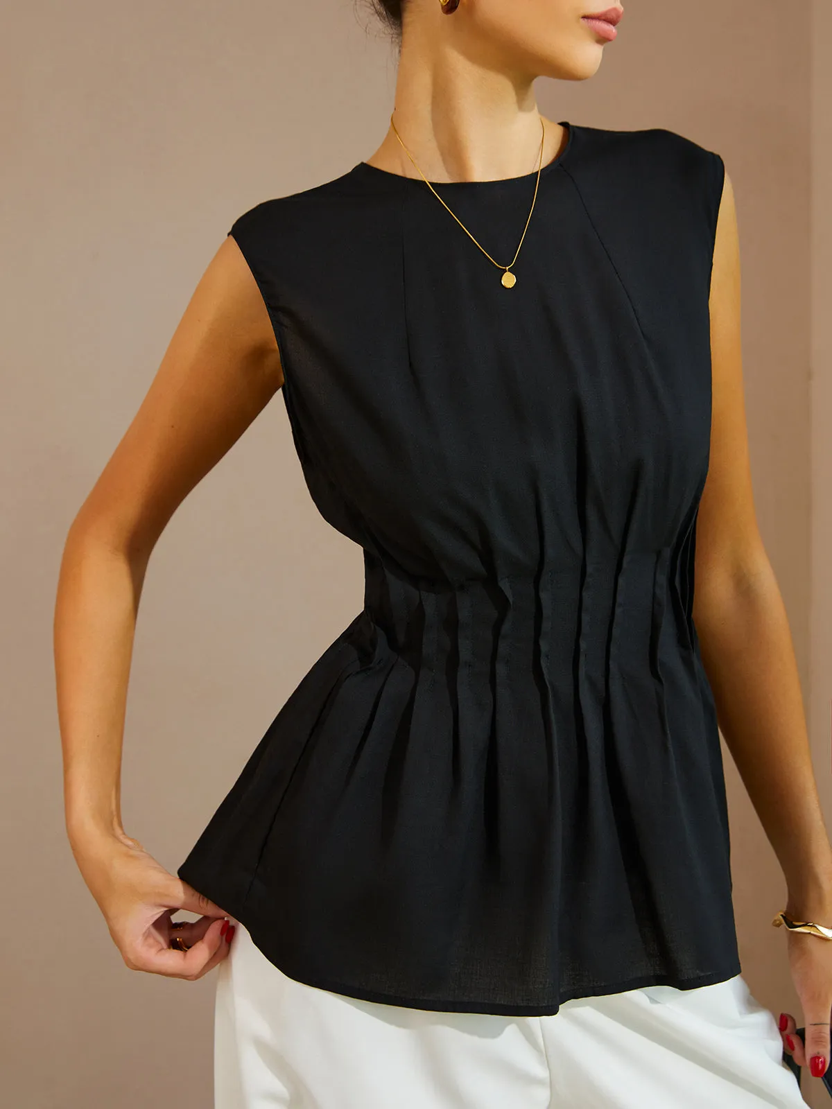 Casual Sleeveless Pleated Button Back Blouse sold by COMMENSE product image thumbnail 2