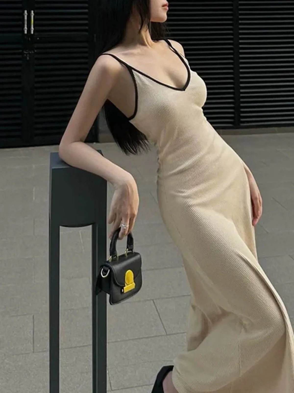 Contrast Trim V Neck Long Dress sold by COMMENSE product image thumbnail 3