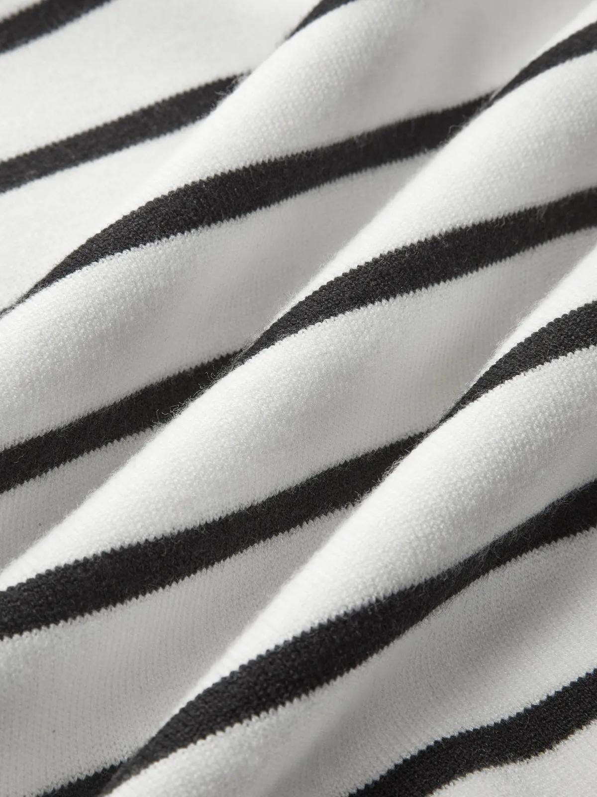 Crew Neck Striped Cardigan sold by COMMENSE product image thumbnail 4