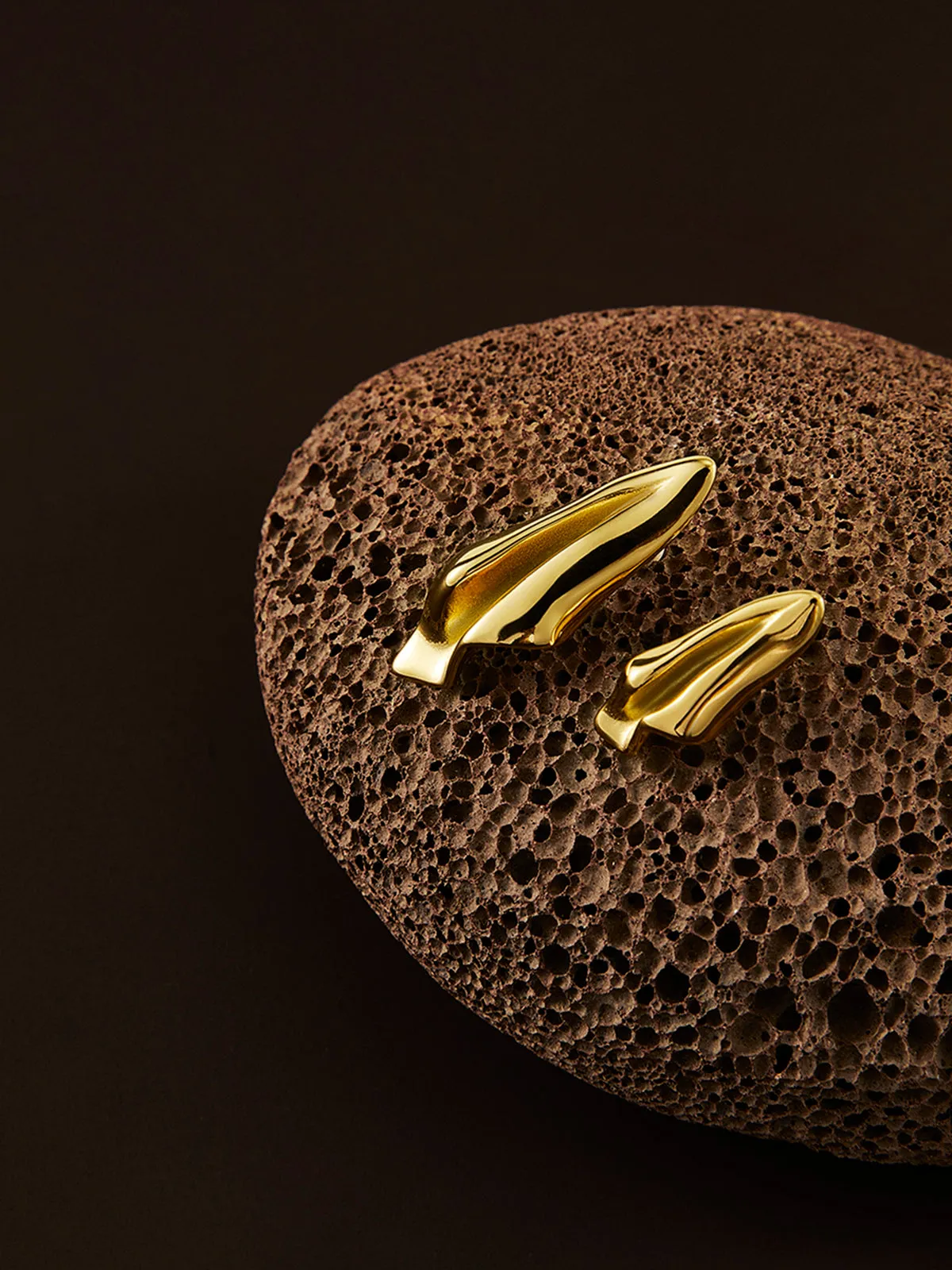 Asymmetric Paper Airplane Pleated Earrings sold by COMMENSE product image thumbnail 2