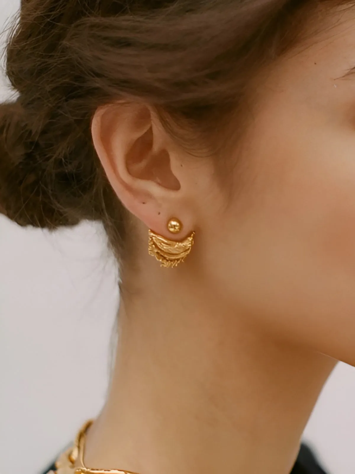 Retro Irregular Curved Stud Earrings sold by COMMENSE product image thumbnail 4