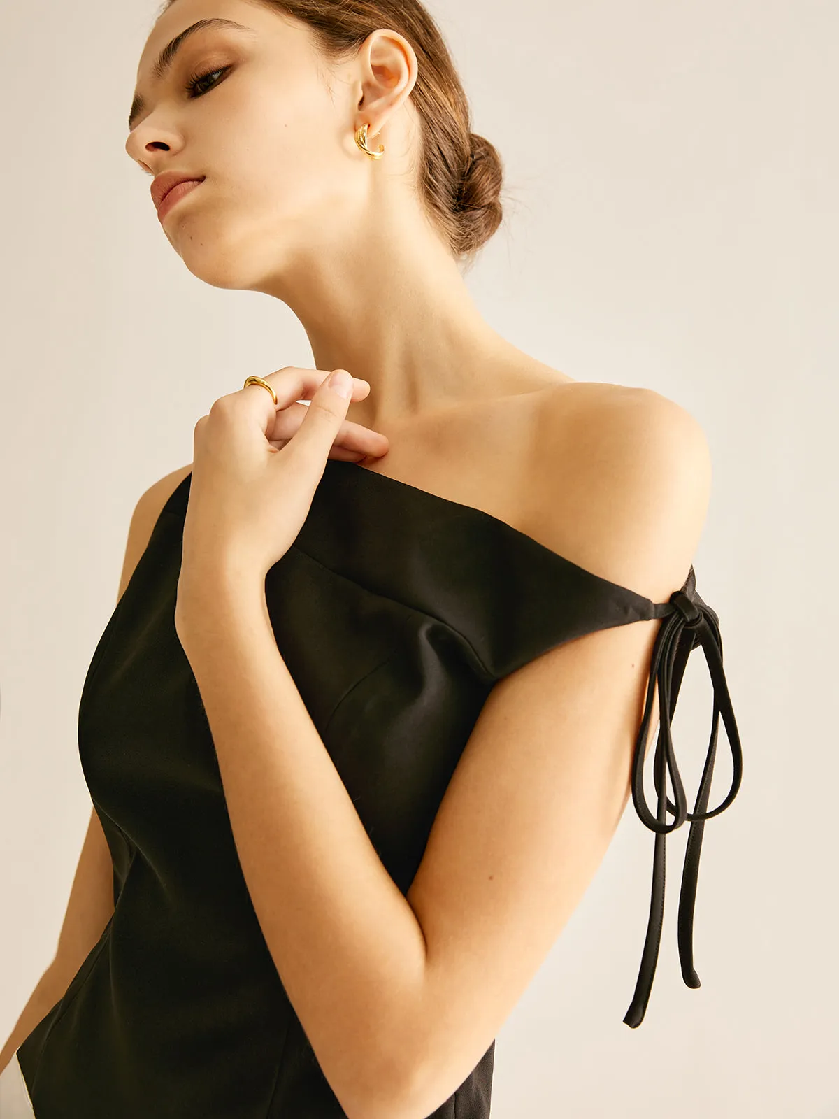 Asymmetrical One-Shoulder Lace Up Blouse sold by COMMENSE product image thumbnail 3