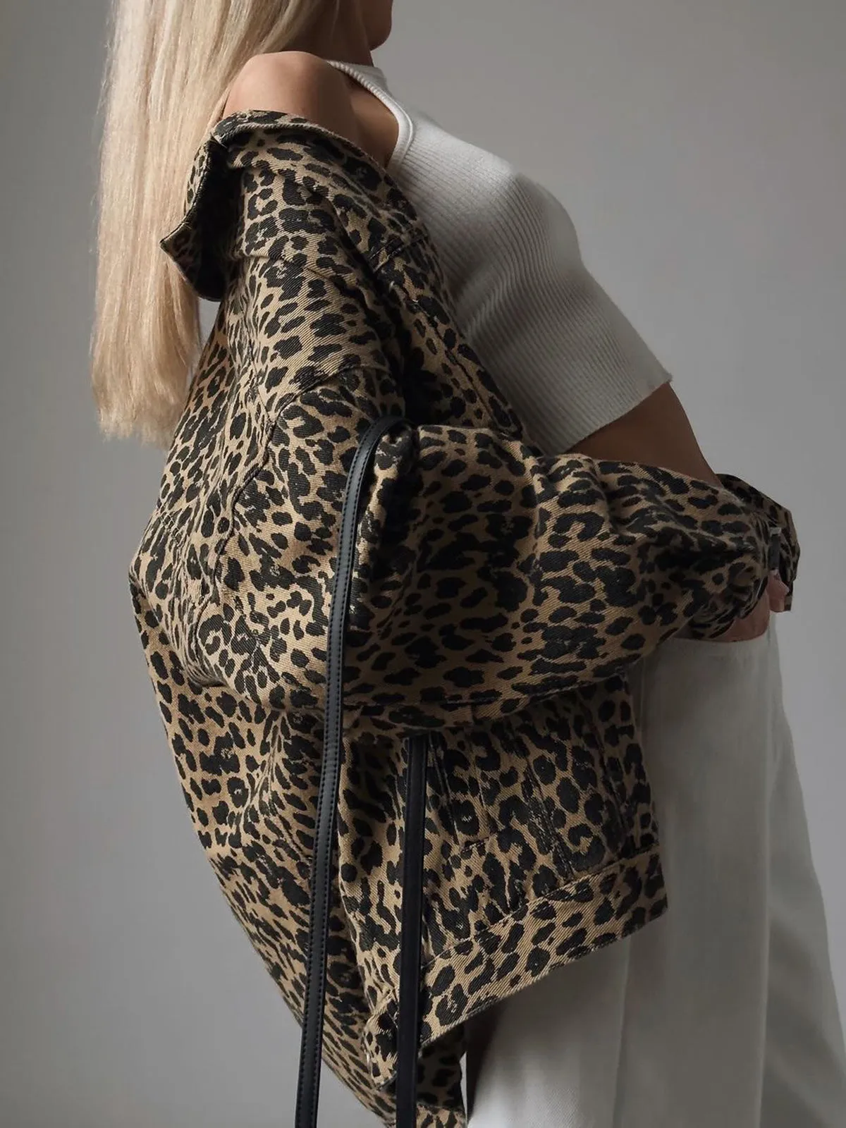 Leopard Printed Button Blazer sold by COMMENSE product image thumbnail 2