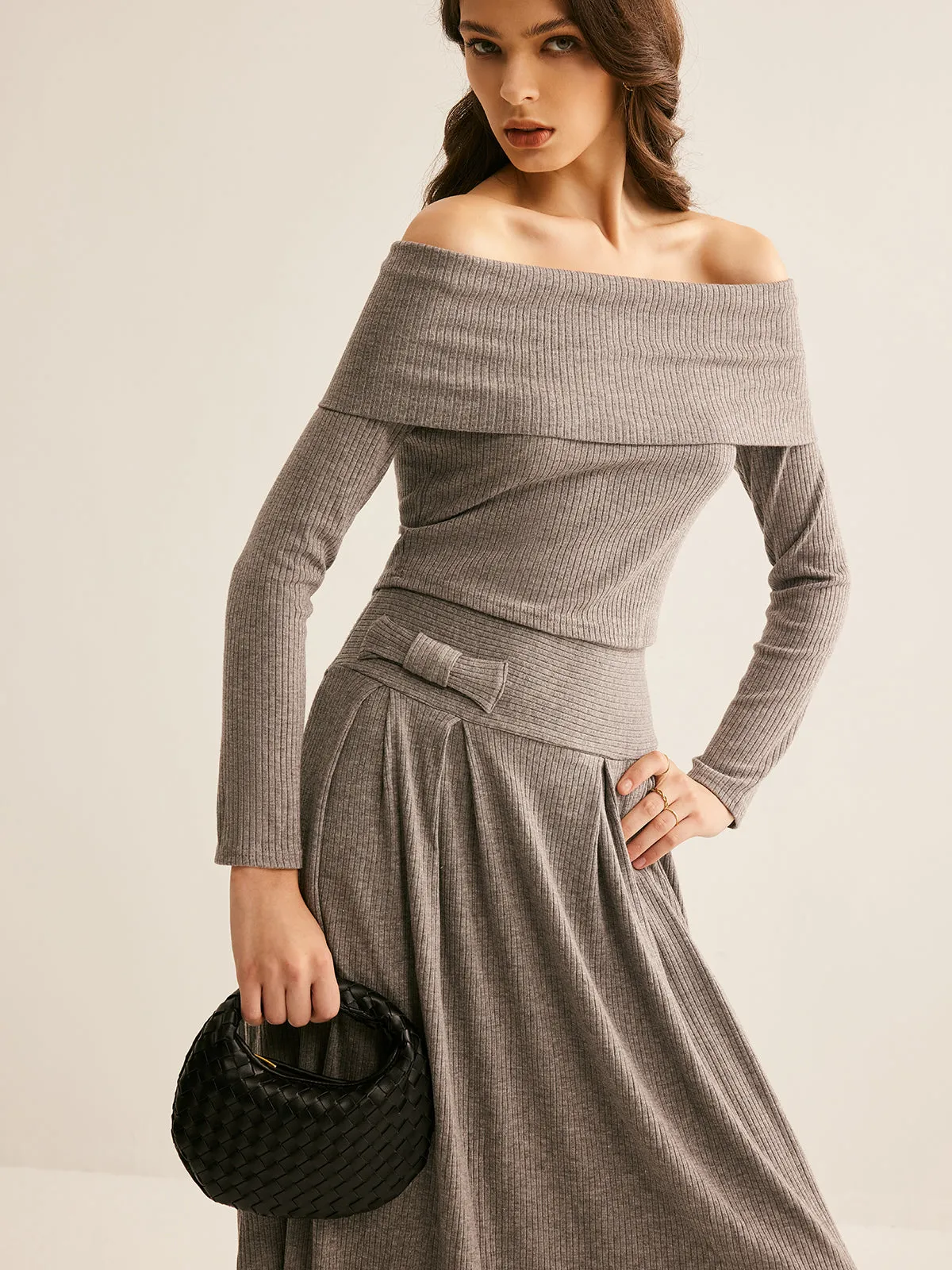 Off-Shoulder Ribbed Pleated Skirt Set sold by COMMENSE product image thumbnail 3
