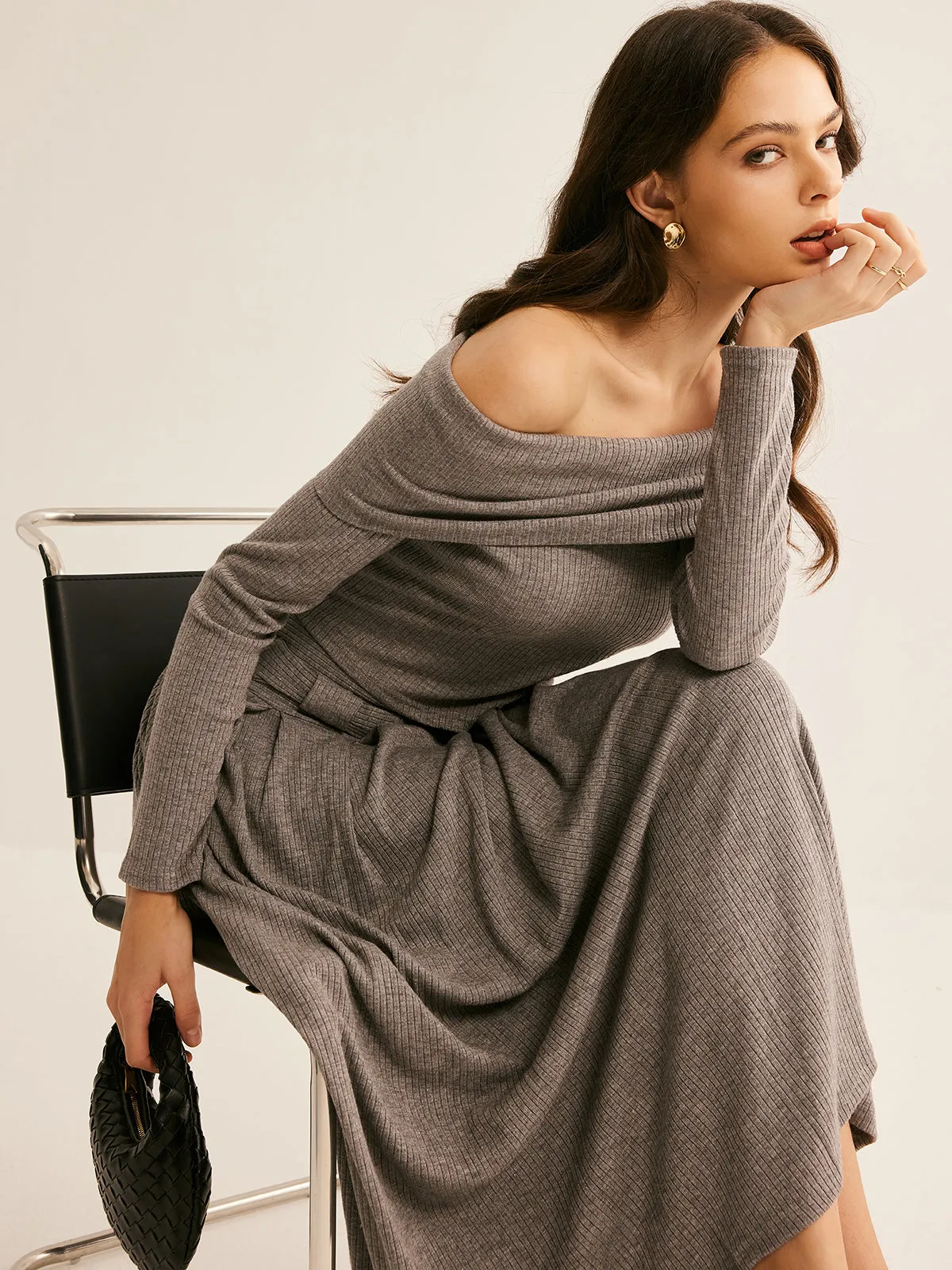 Off-Shoulder Ribbed Pleated Skirt Set sold by COMMENSE product image thumbnail 4