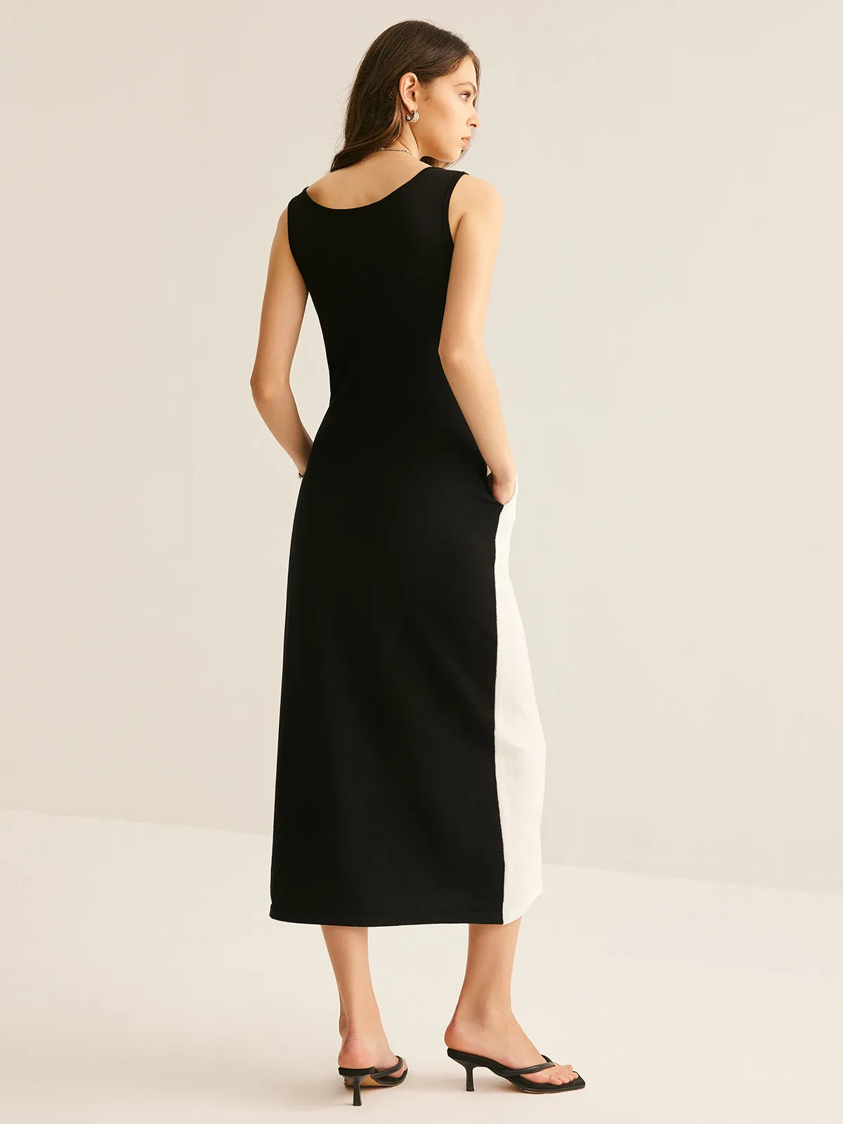 Two Tone Panel Pockets Tank Dress sold by COMMENSE product image thumbnail 5