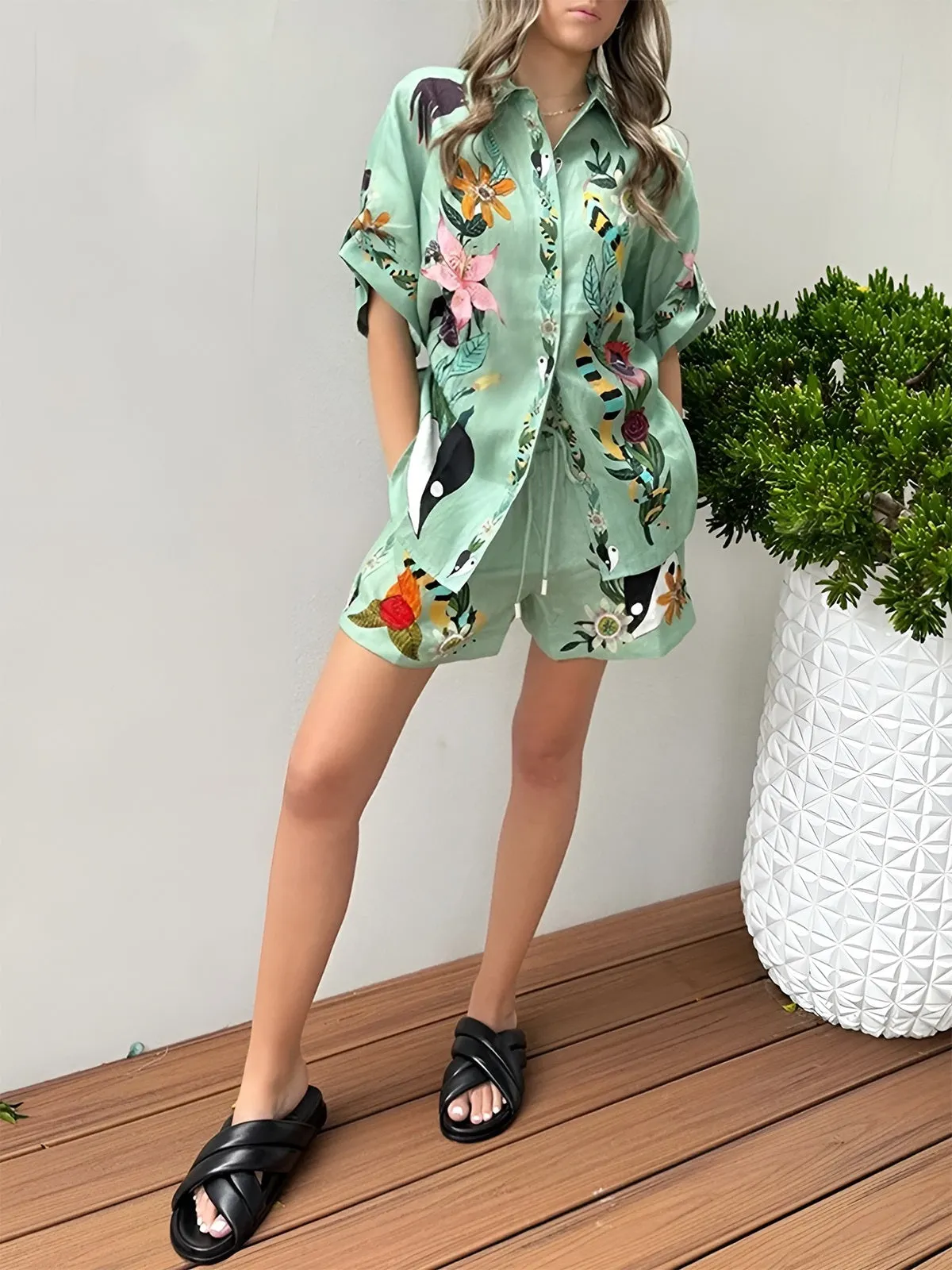 Oversized Floral Print Shorts Set sold by COMMENSE product image thumbnail 4