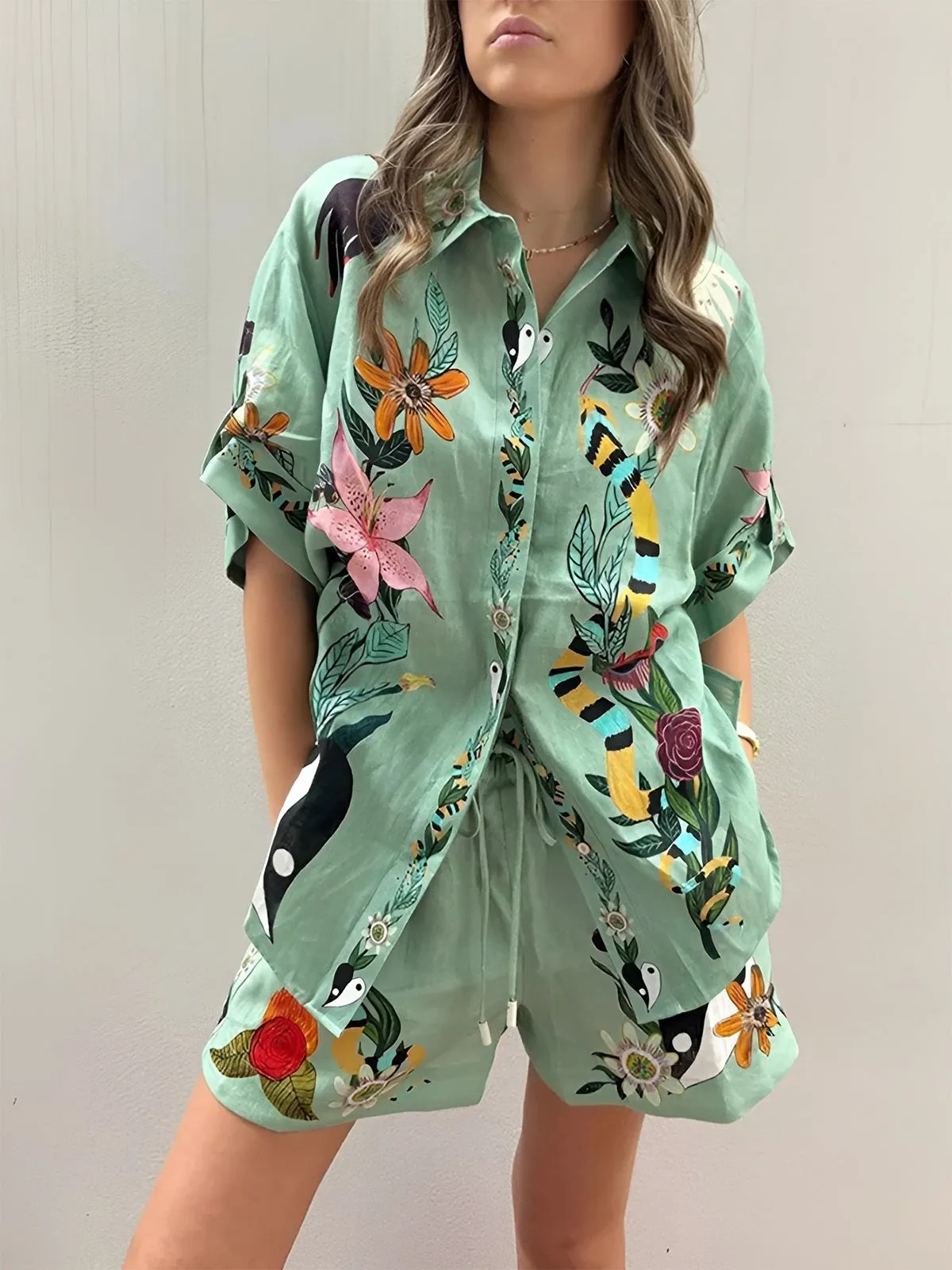 Oversized Floral Print Shorts Set sold by COMMENSE