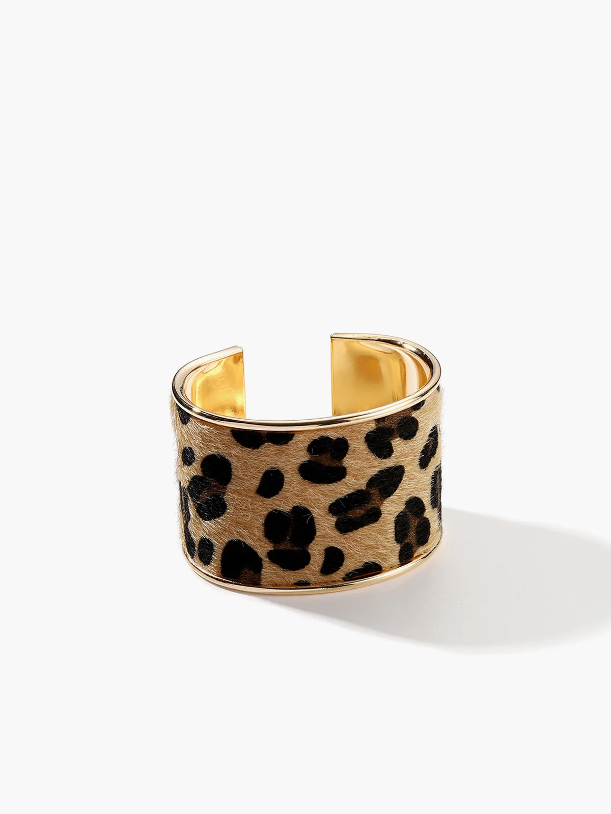 Leopard Printed Tunnel Open Bracelet sold by COMMENSE product image thumbnail 2