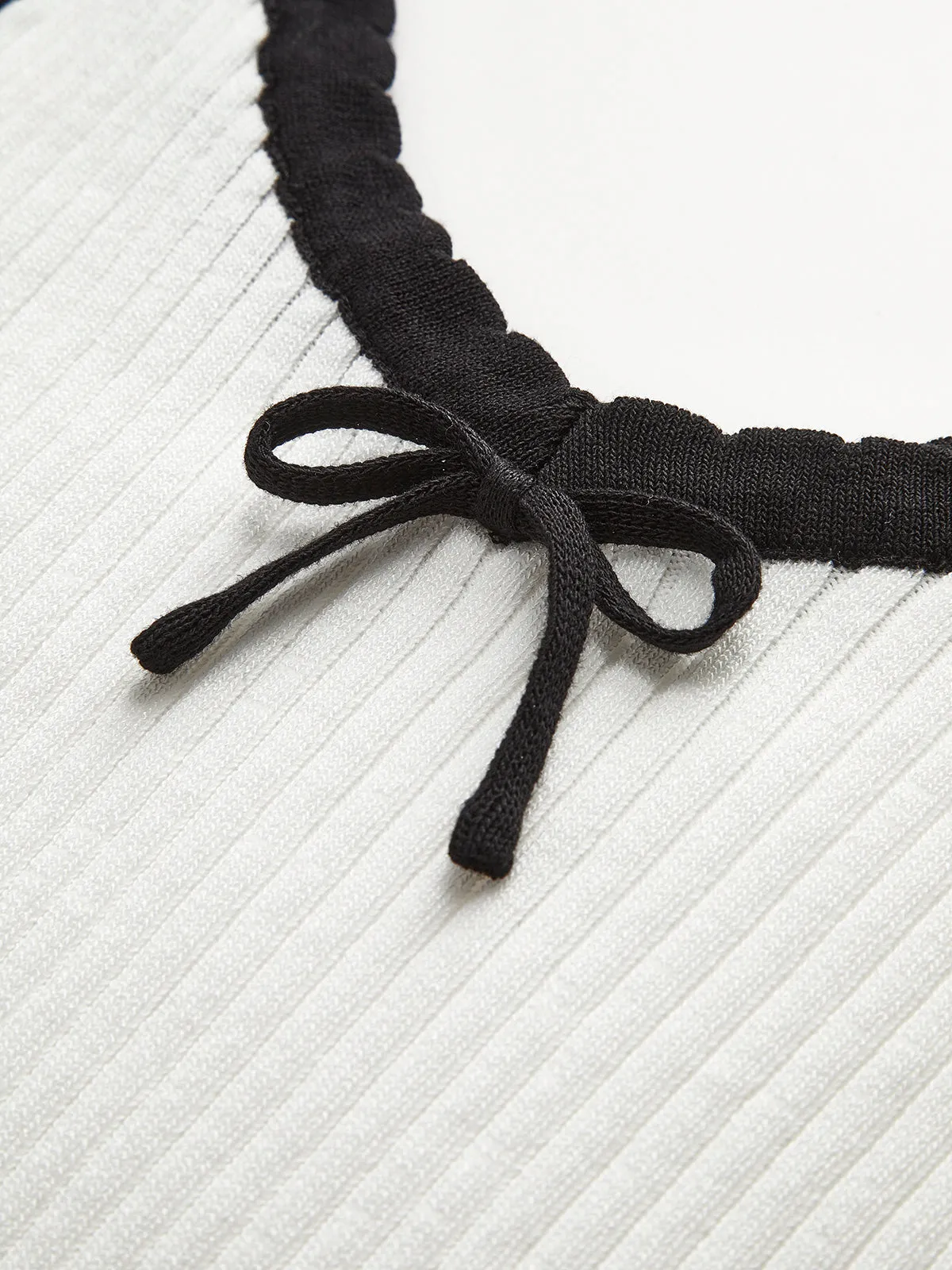 Contrast Trim Bow Crop Sweater Vest sold by COMMENSE product image thumbnail 2