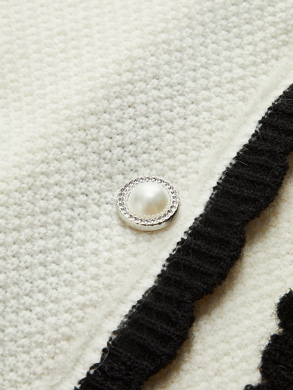 Contrast Wave Trim Breasted Sweater Vest sold by COMMENSE product image thumbnail 3