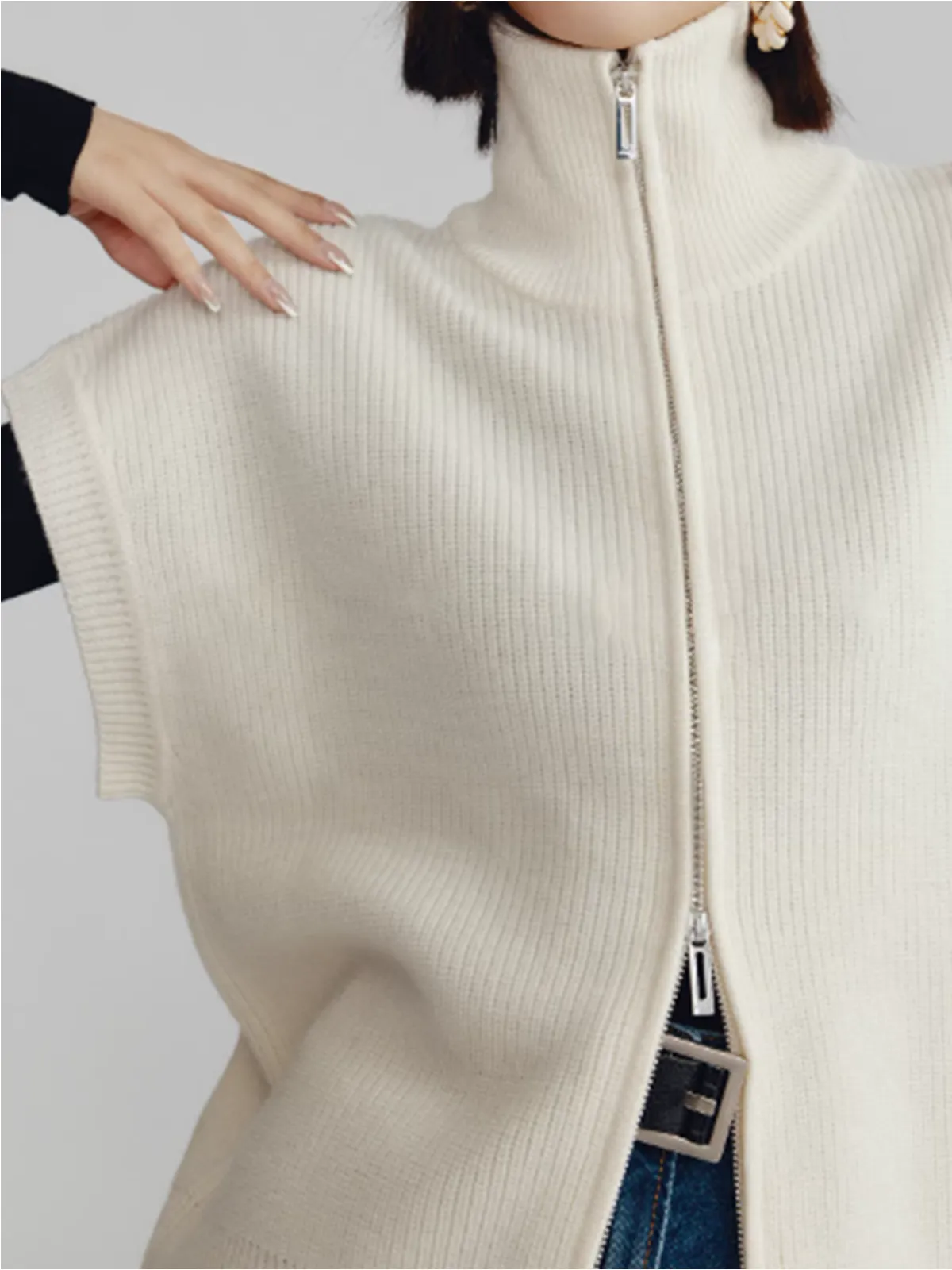 Two Way Zip Shrug Cardigan sold by COMMENSE product image thumbnail 4