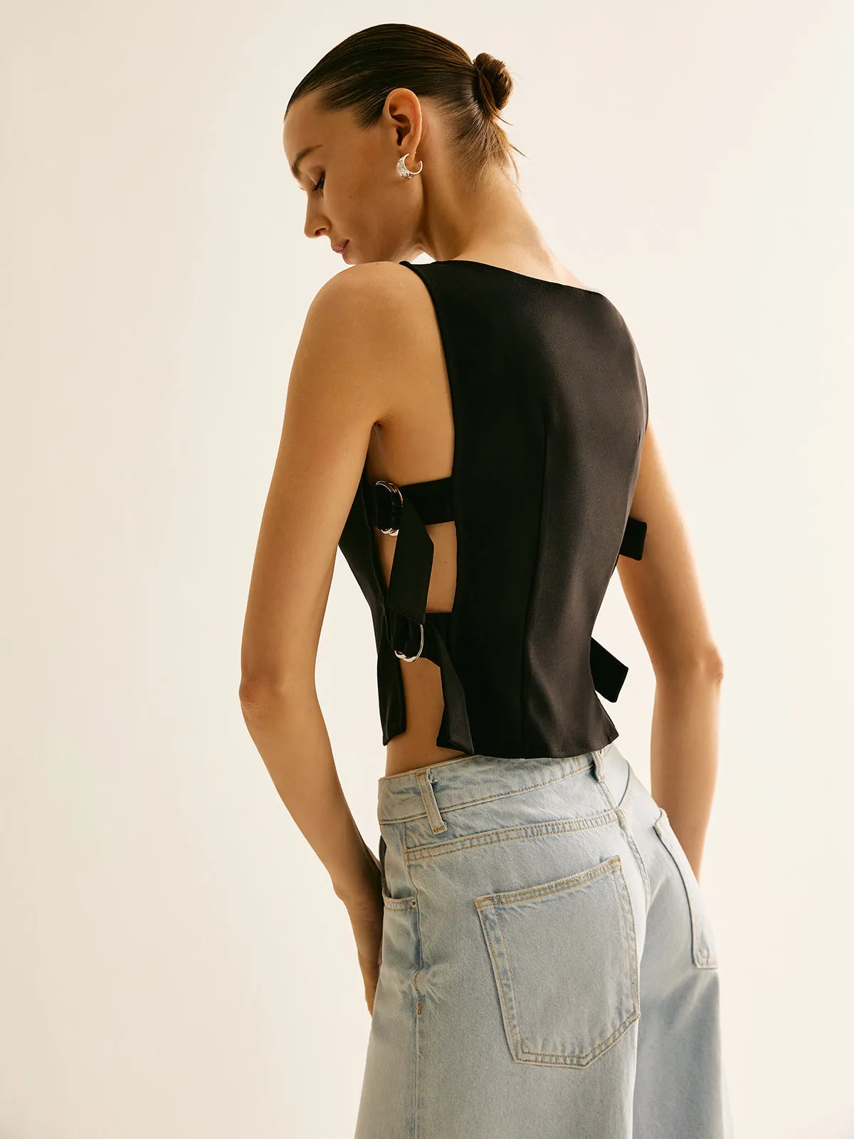 Side-Buckle Sexy Crop Tank Top sold by COMMENSE product image thumbnail 3