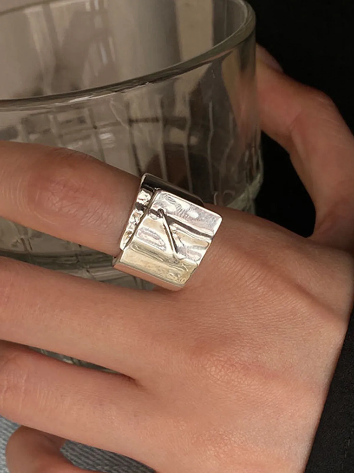 Minimalist Tunnel Open Ring sold by COMMENSE product image thumbnail 2