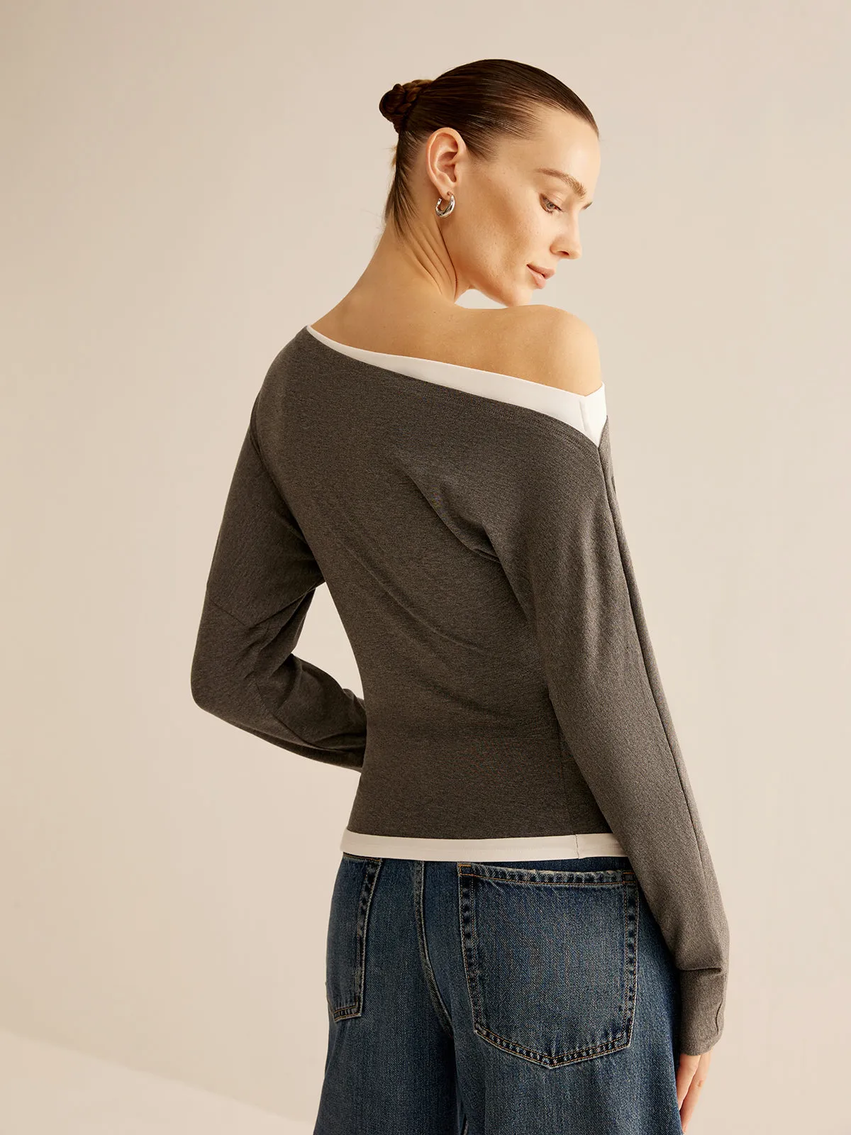 Asymmetrical Contrast Trim Slim T-Shirt sold by COMMENSE product image thumbnail 5