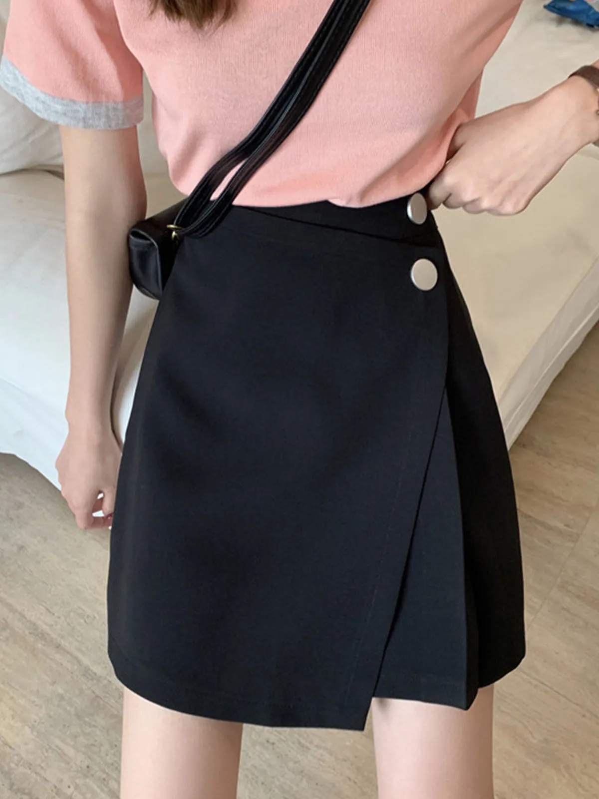 Asymmetrical Back-Zipper Pleated Jersey Skirt sold by COMMENSE product image thumbnail 2