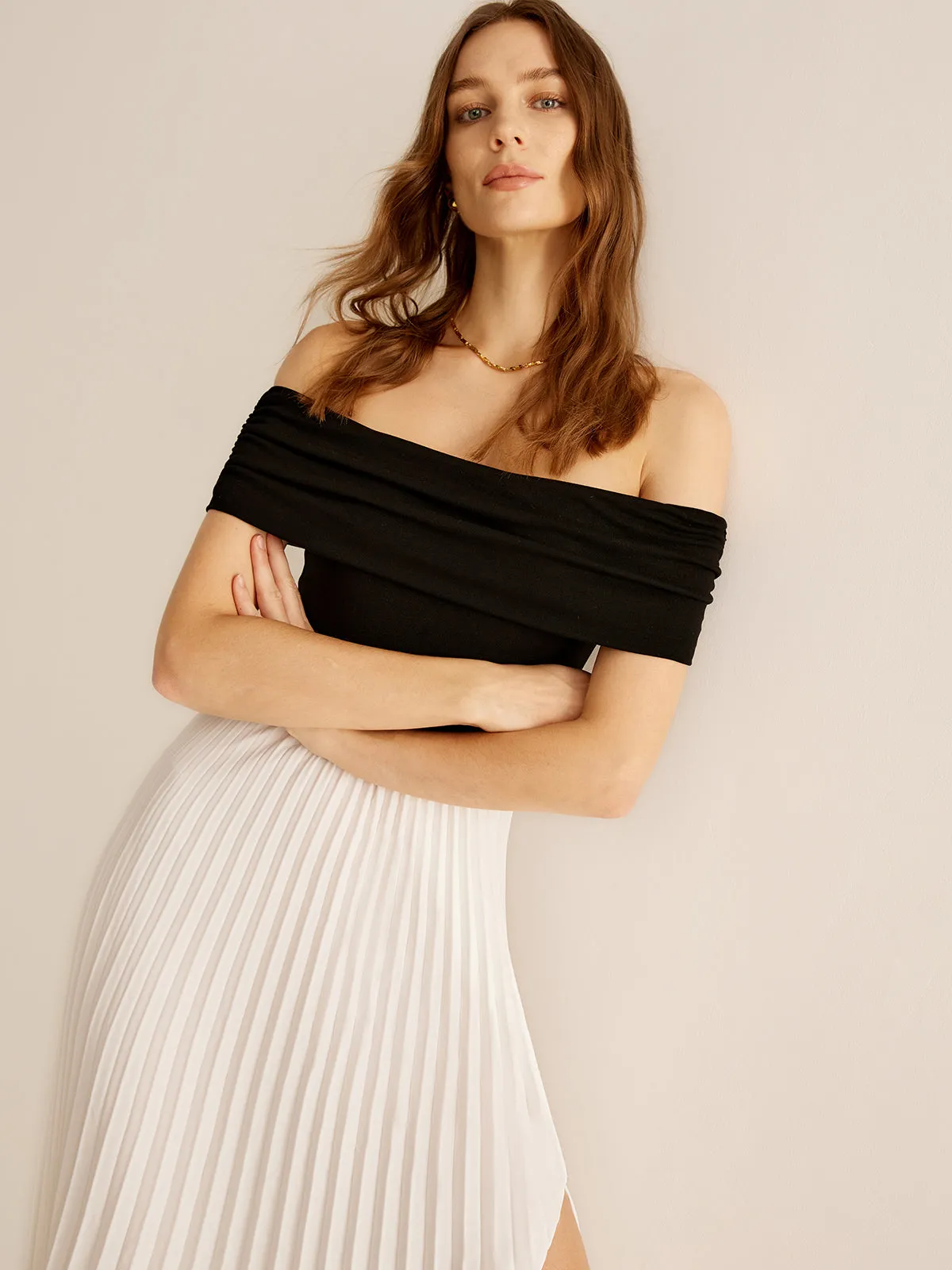 Off-Shoulder Panel Pleated Slit Dress sold by COMMENSE product image thumbnail 5