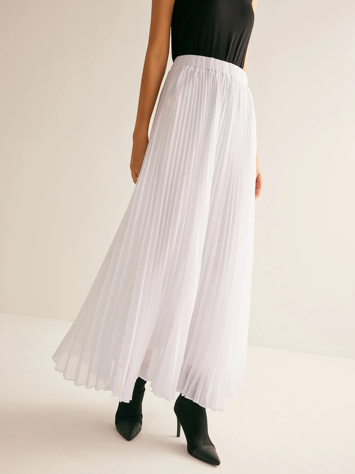 Chiffon Pleated Elastic Waist Skirt sold by COMMENSE product image thumbnail 2