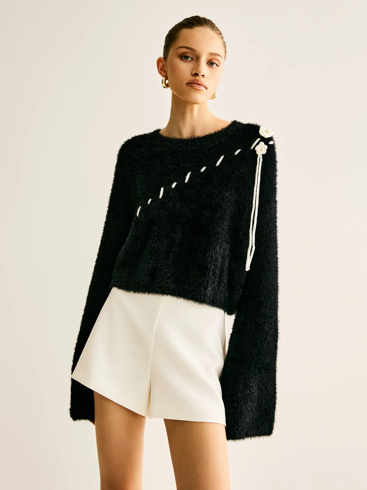 Contrast Piping Floral Sweater sold by COMMENSE