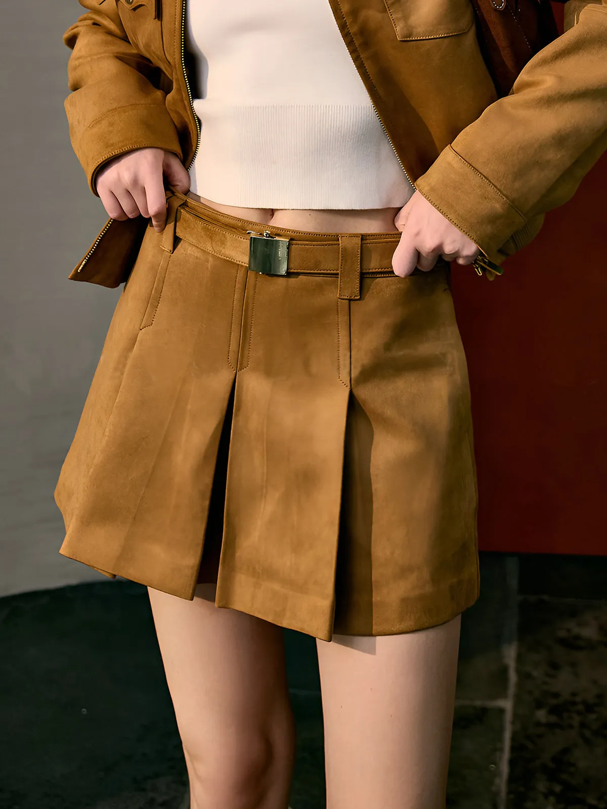 Suede Effect Pleated Pockets Skirt With Belt sold by COMMENSE