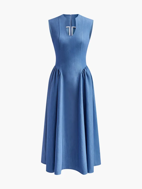 Sleeveless Panel Pleated Dress sold by COMMENSE