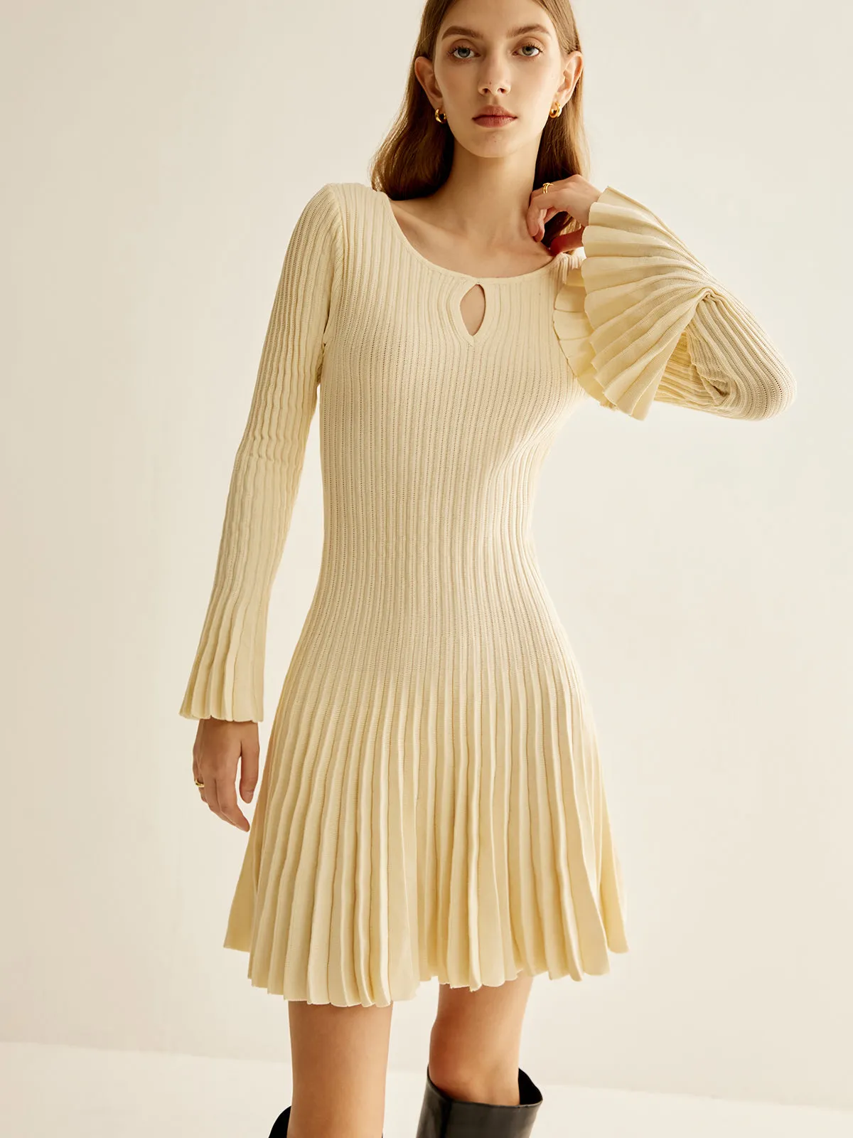 Keyhole Neckline Pleated Sweater Dress sold by COMMENSE product image thumbnail 3