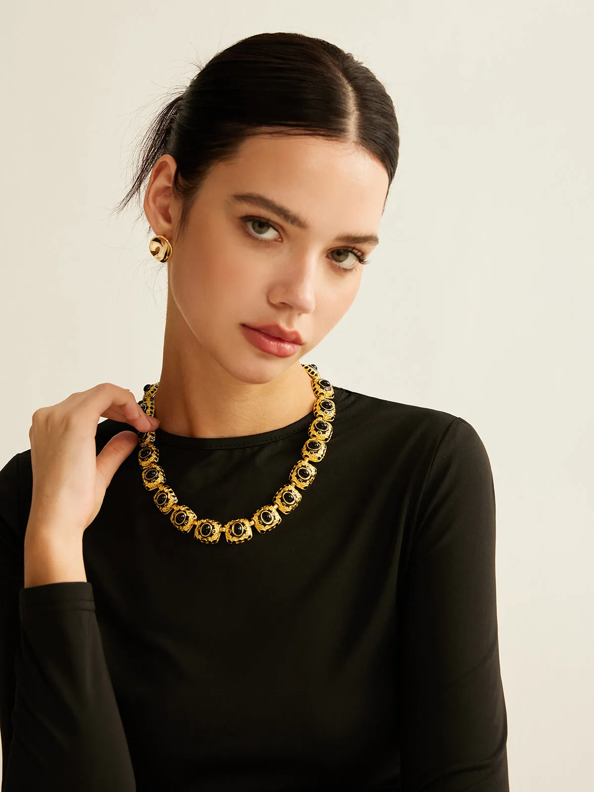 Vintage Enamel Necklace sold by COMMENSE product image thumbnail 3