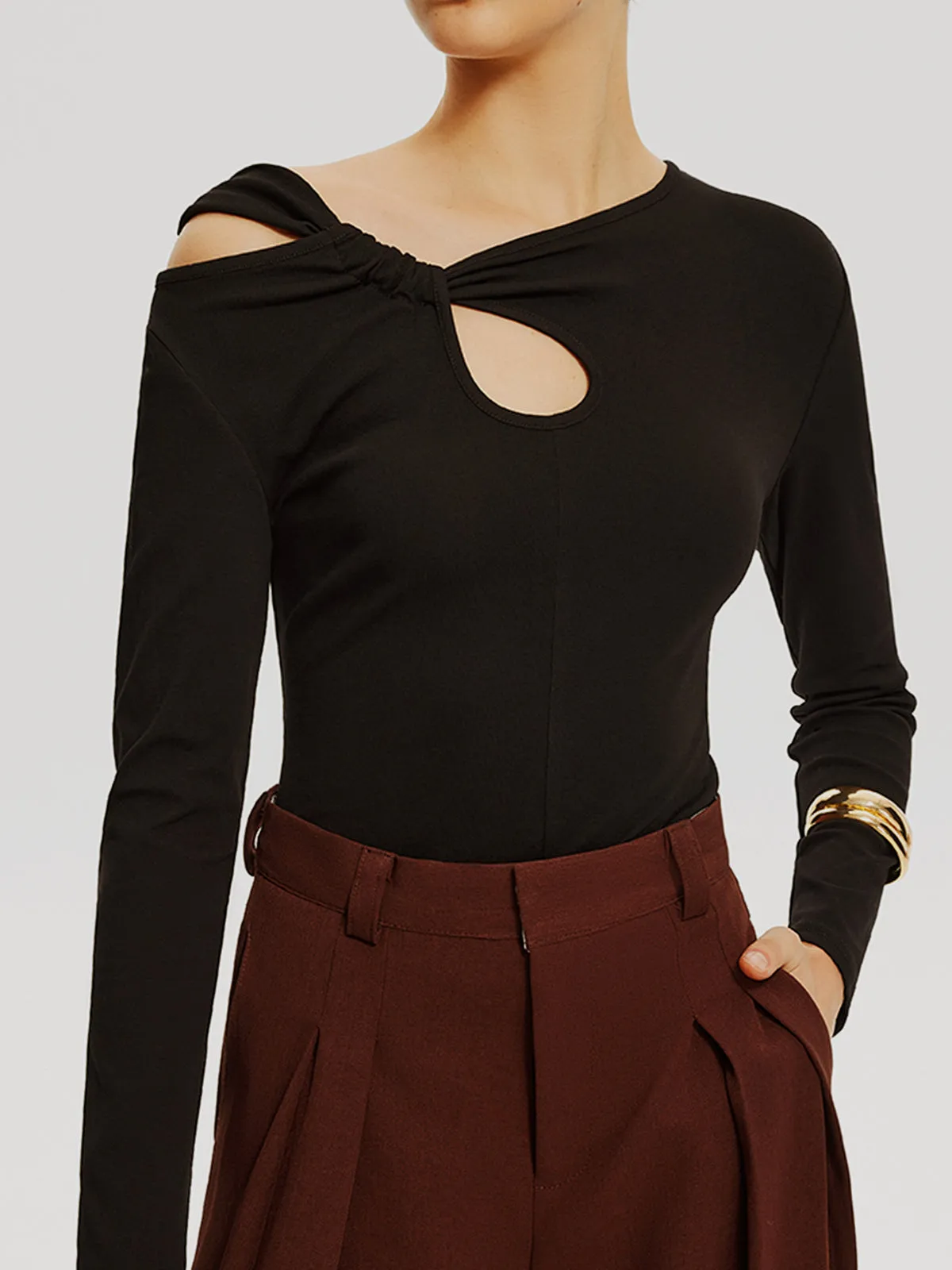 Asymmetrical Knotted Jersey Top sold by COMMENSE product image thumbnail 4