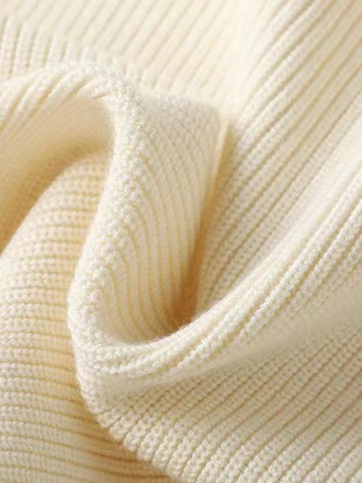 Elegant Contrast Trim Zipper Cardigan sold by COMMENSE product image thumbnail 4