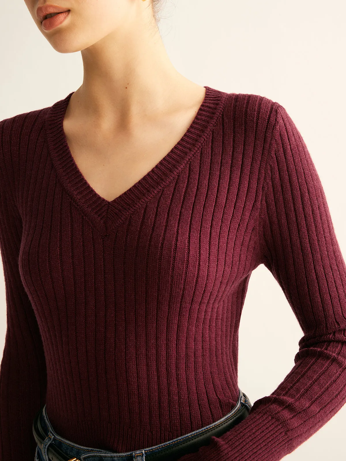 Ribbed V-Neck Skinny Sweater sold by COMMENSE product image thumbnail 4