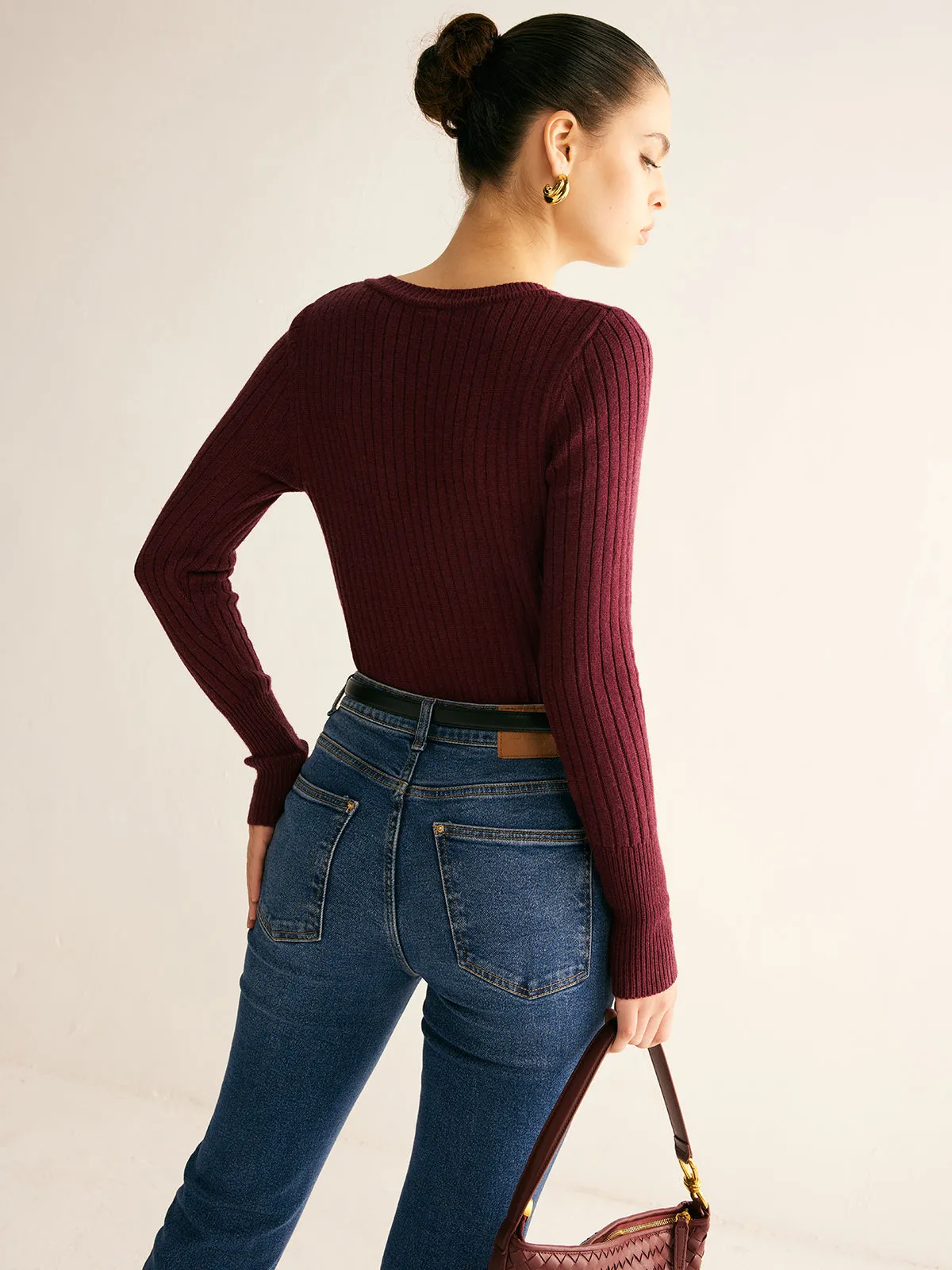 Ribbed V-Neck Skinny Sweater sold by COMMENSE product image thumbnail 5
