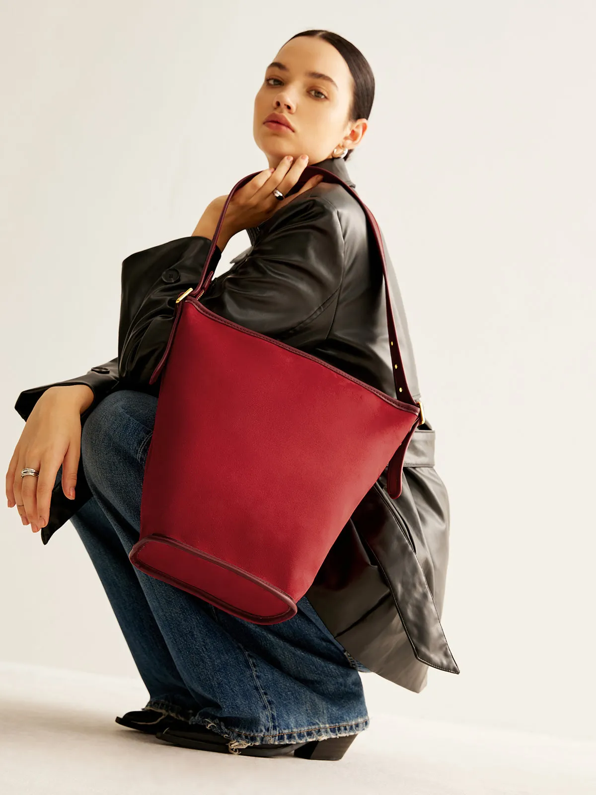 Adjustable Strap Suede Bucket Bag sold by COMMENSE product image thumbnail 5