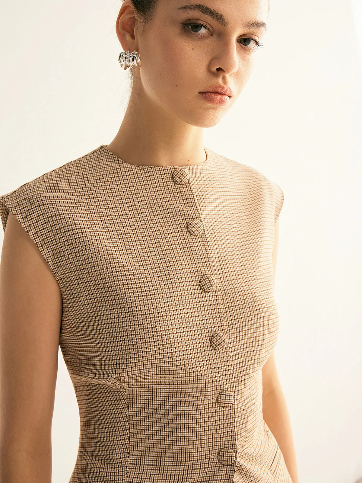 Plaid Button Down Slim Vest sold by COMMENSE product image thumbnail 3