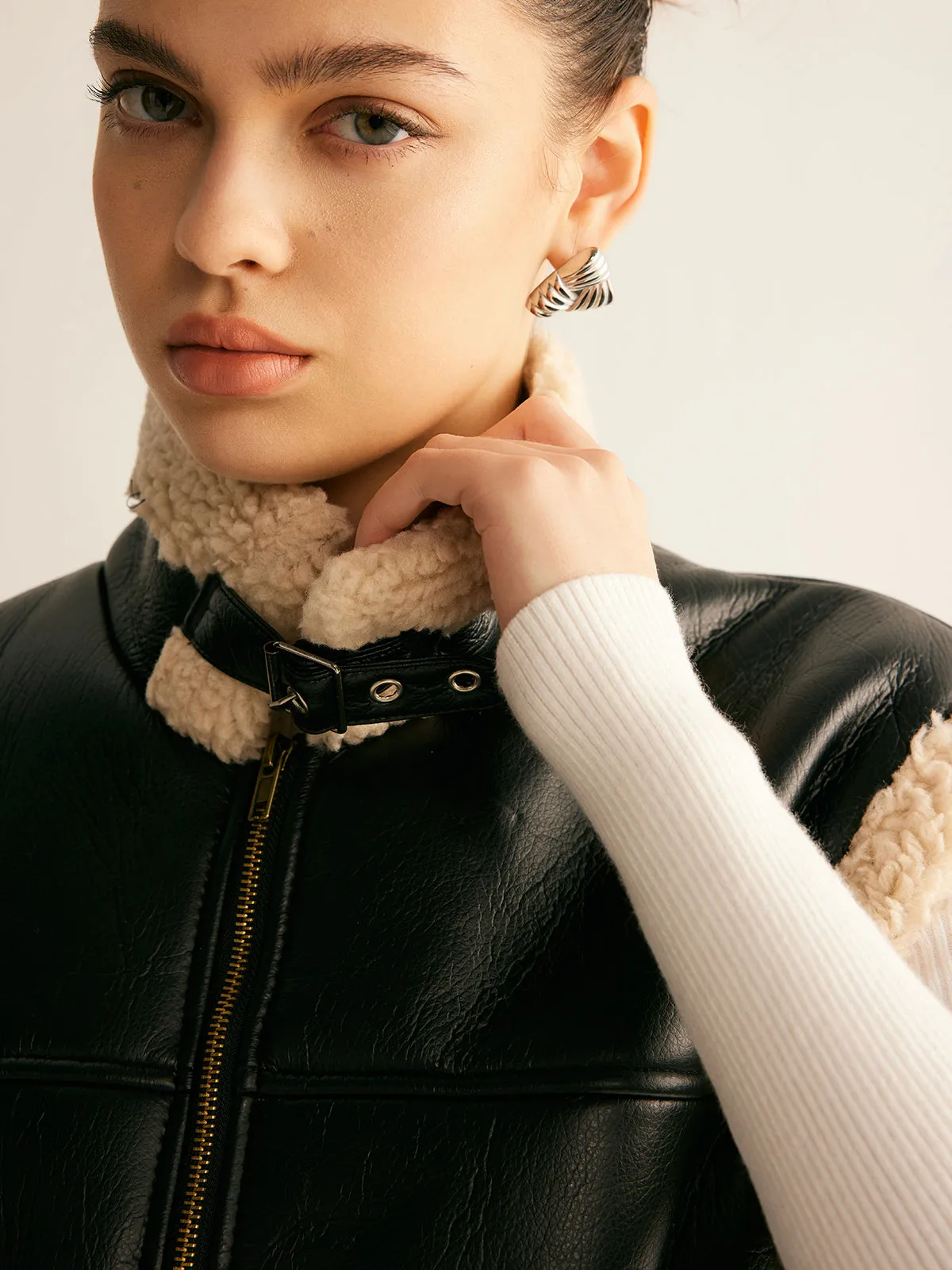 Teddy Lined PU Leather Vest sold by COMMENSE product image thumbnail 2