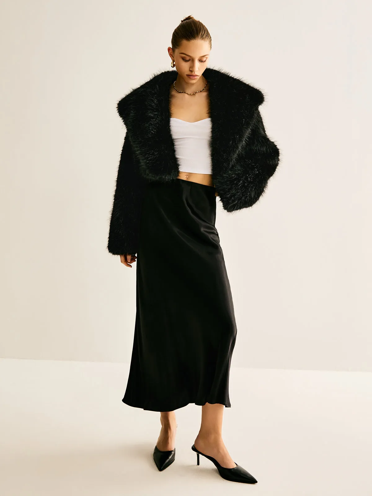 Crop Faux Fur Warm Coat sold by COMMENSE product image thumbnail 3