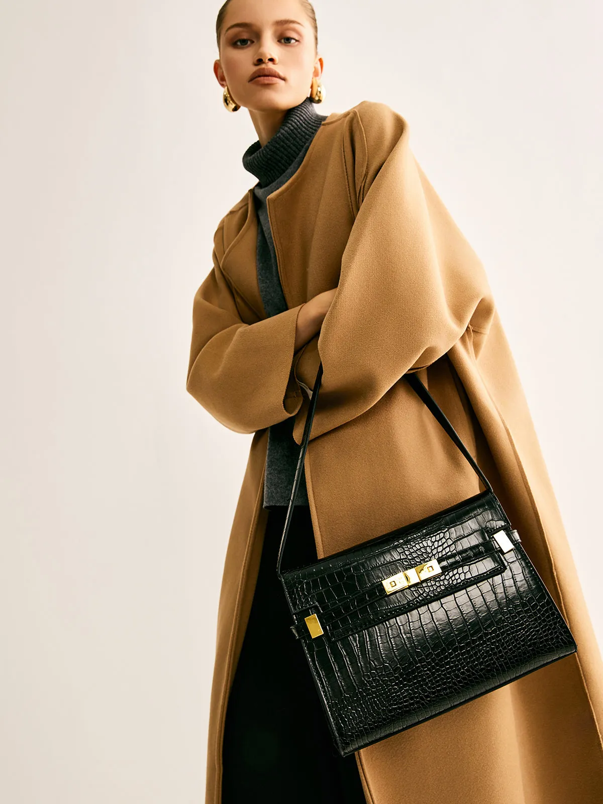 Crocodile Embossed Shoulder Tofu Bag sold by COMMENSE product image thumbnail 5